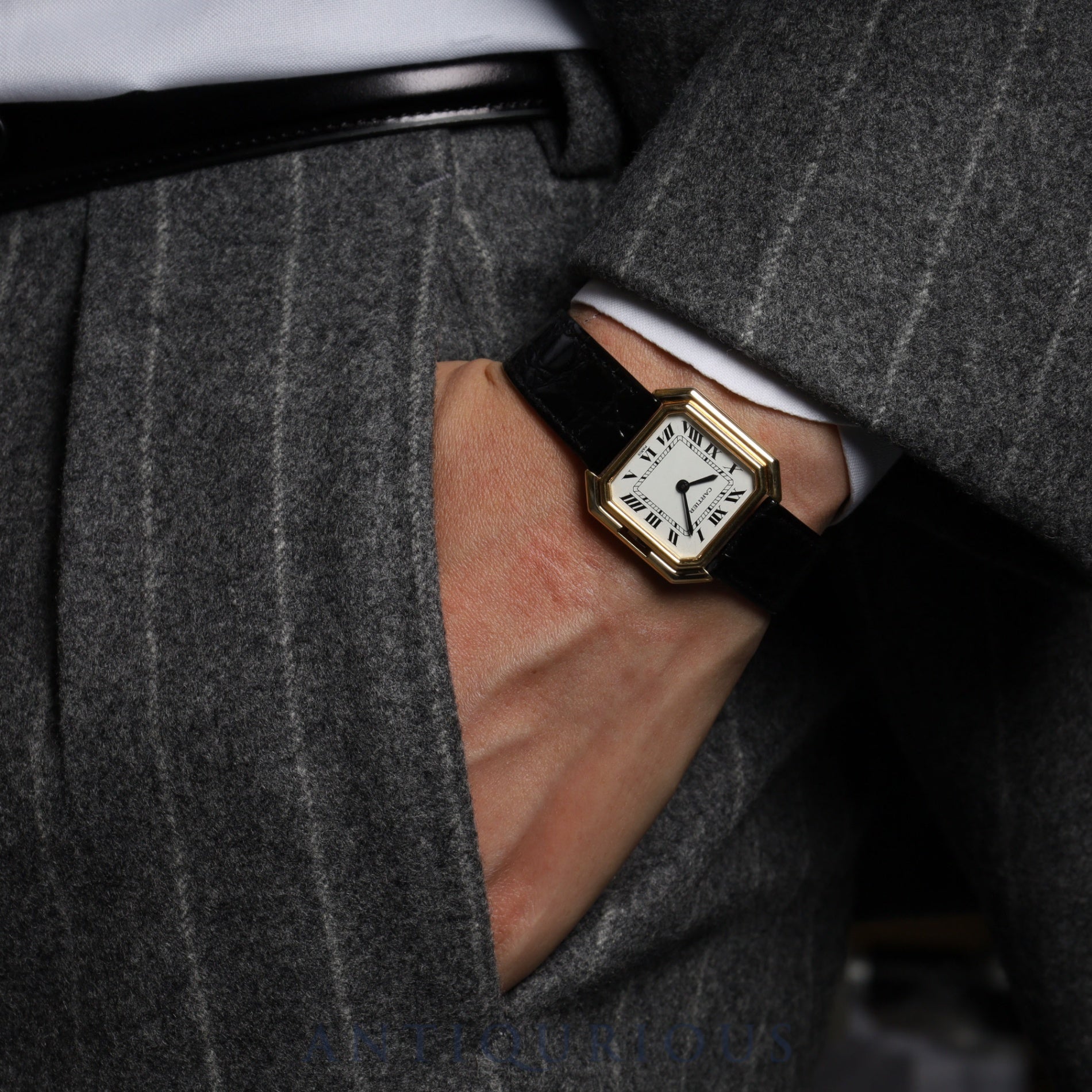 Cartier Santur LM White Dial YG Case