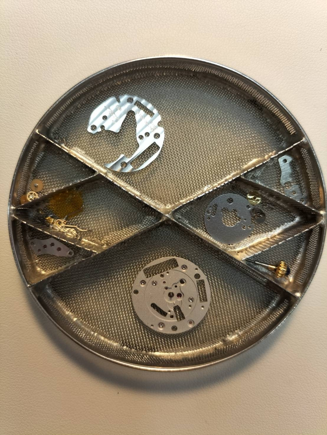 Cartier Must Vendôme VLC SM Quartz Cal.690 SV925 Leather Strap with Genuine GP Buckle, Ivory Roman Dial, Overhauled