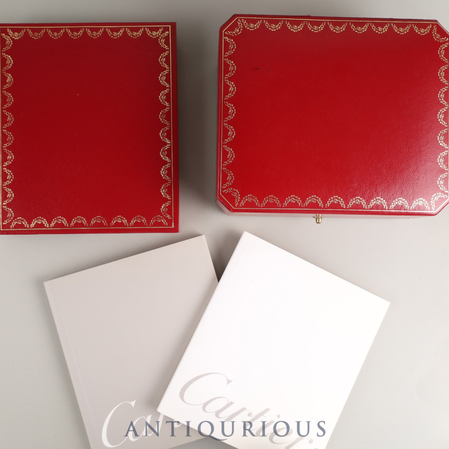 Cartier Must Tank MM 2415 Quartz Cal. 057 SV925 Leather Genuine Buckle (GP) Ivory Roman Dial (Slight Scratches on the Glass) Box Booklet Warranty (2004) Overhauled