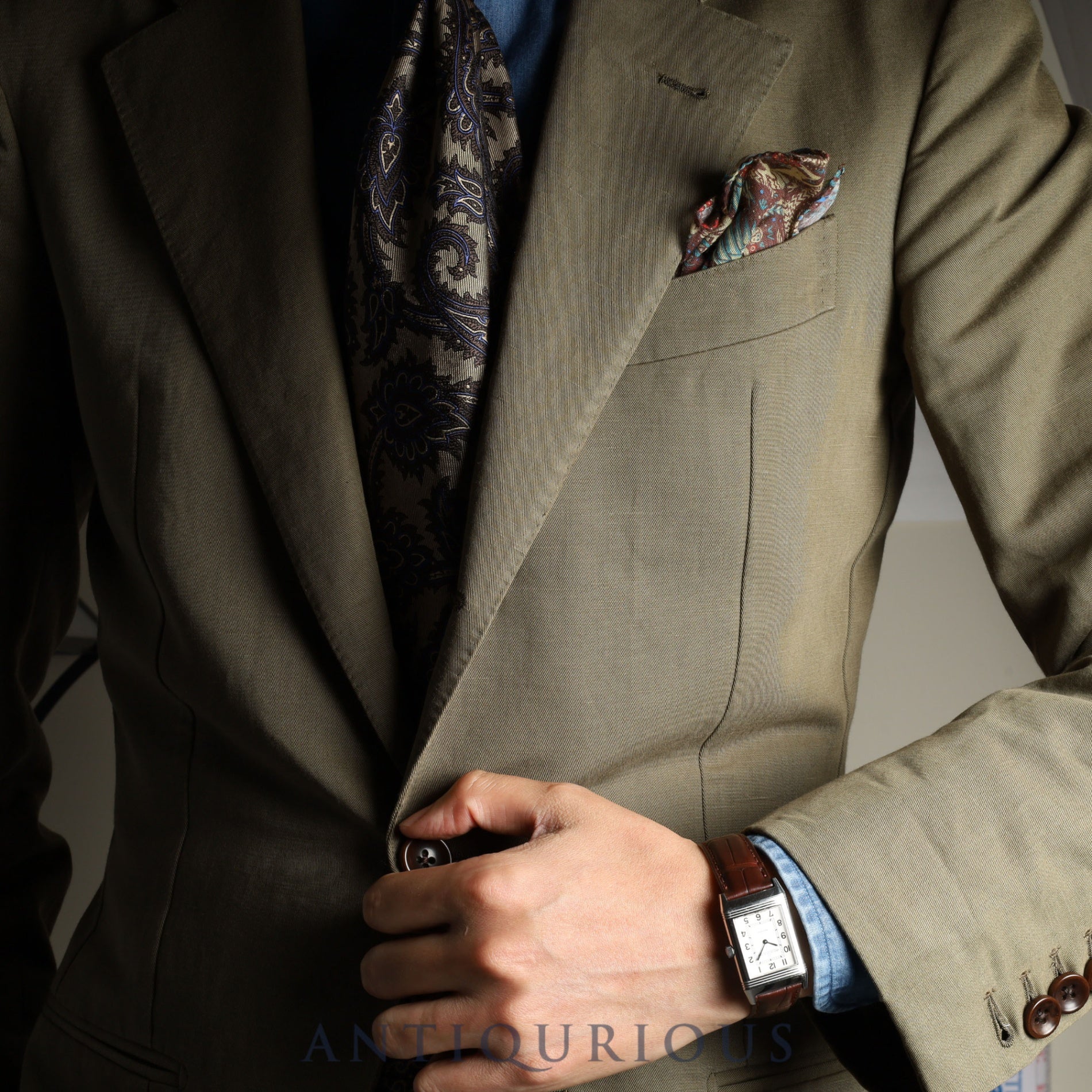 Jaeger-LeCoultre Reverso Classic Q2508412 / 252.8.86 Manual winding Cal.846/1 SS Genuine leather strap Genuine buckle (SS) Silver dial Box Booklet Warranty card (2015) Cloth Genuine replacement strap Overhauled