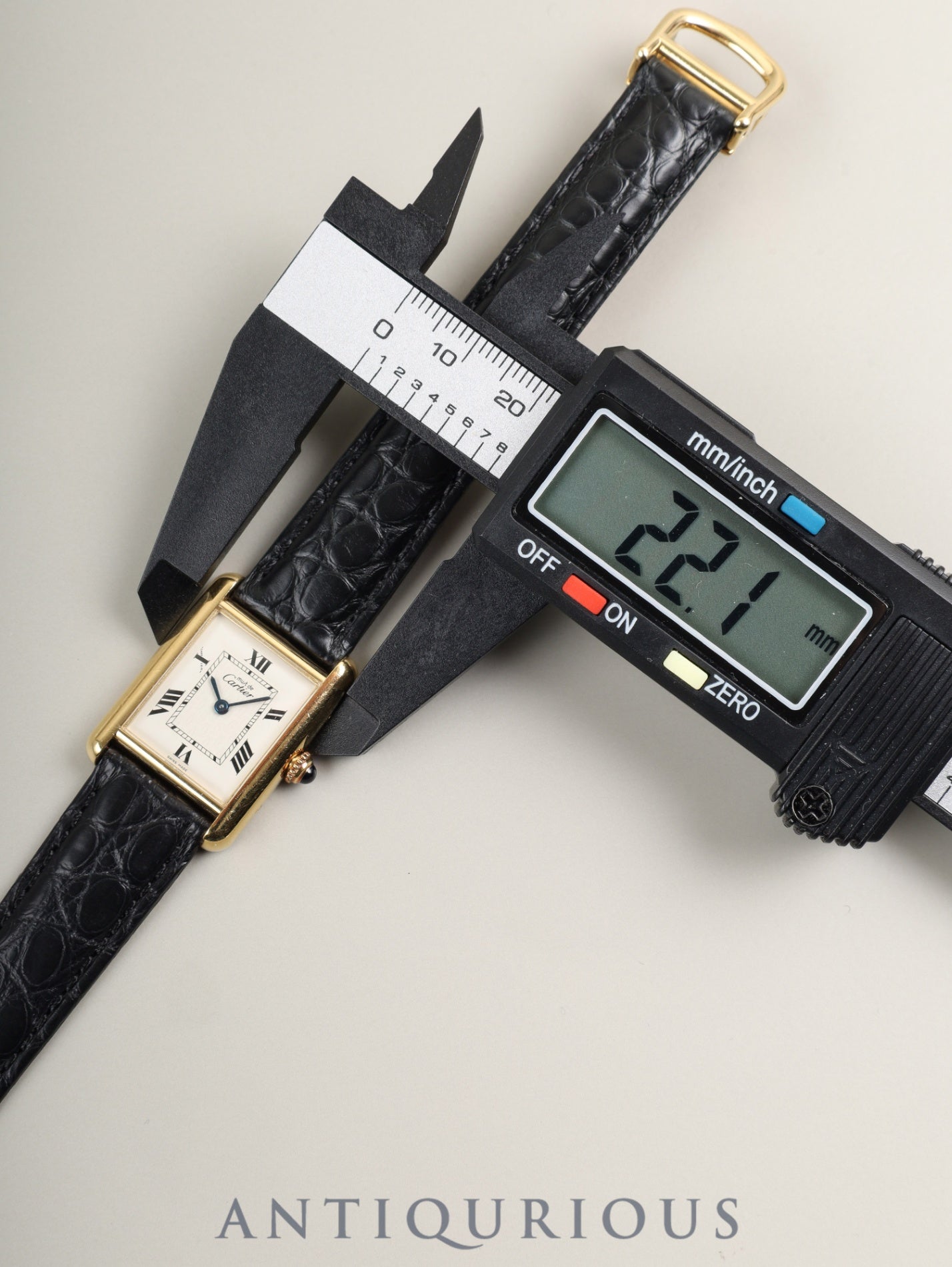 カルティエ マストタンク MM W1013654 / 2415 クォーツ Cal.057 SV925 革 純正Dバックル(GP) ホワイト飛びローマン文字盤(SWISS MADE表記) オーバーホール済み