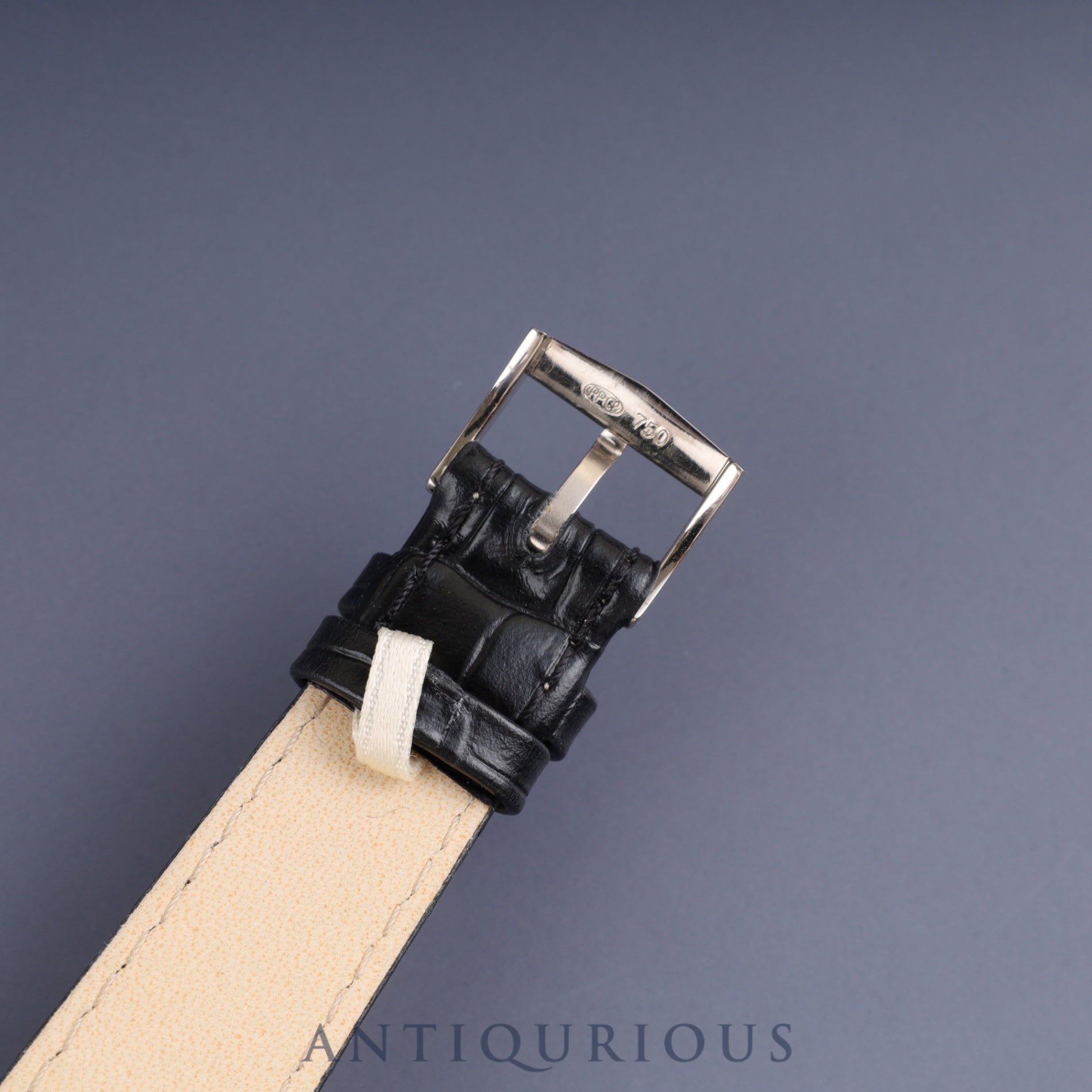 パテック・フィリップ カラトラバ 3919G-001 手巻き Cal.215 750 革 純正尾錠(750) ホワイトローマン文字盤 箱 ケース(劣化) アーカイヴ(2017年発行/1992年購入品)修理明細(個人名記載あり)純正ベルト付き(使用感あり) オーバーホール済み