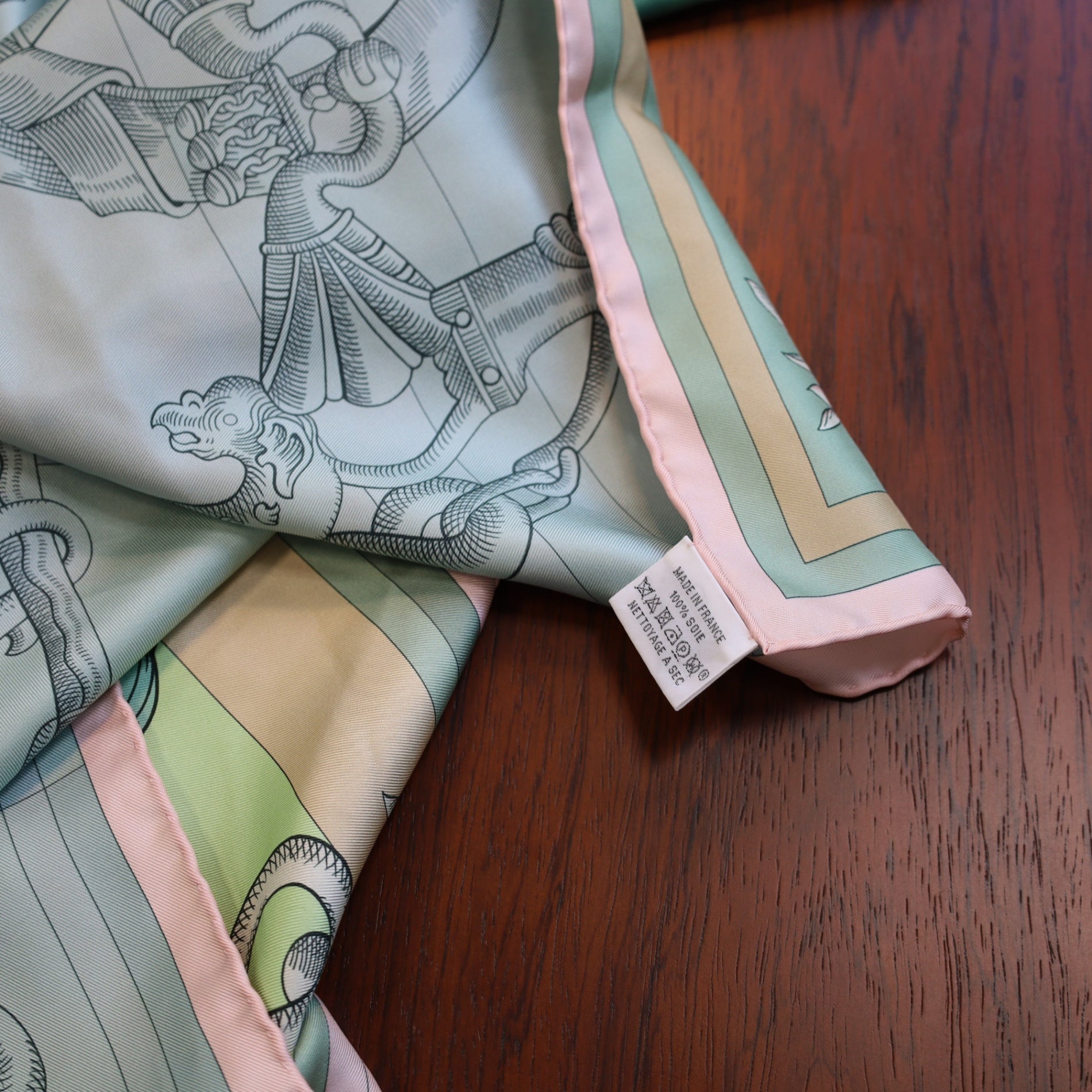 エルメス スカーフ カレ90 デッラ カヴァッレリア SILK100%
