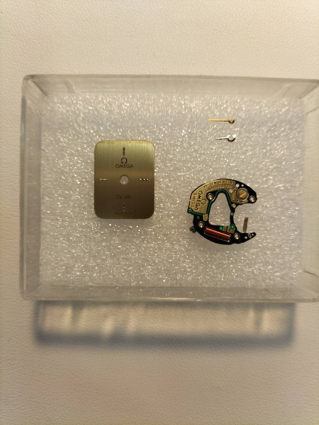 オメガ デ・ヴィル 595.0070 クォーツ Cal.- GP 革 純正尾錠(GP) シャンパン文字盤 純正ベルト オーバーホール済み