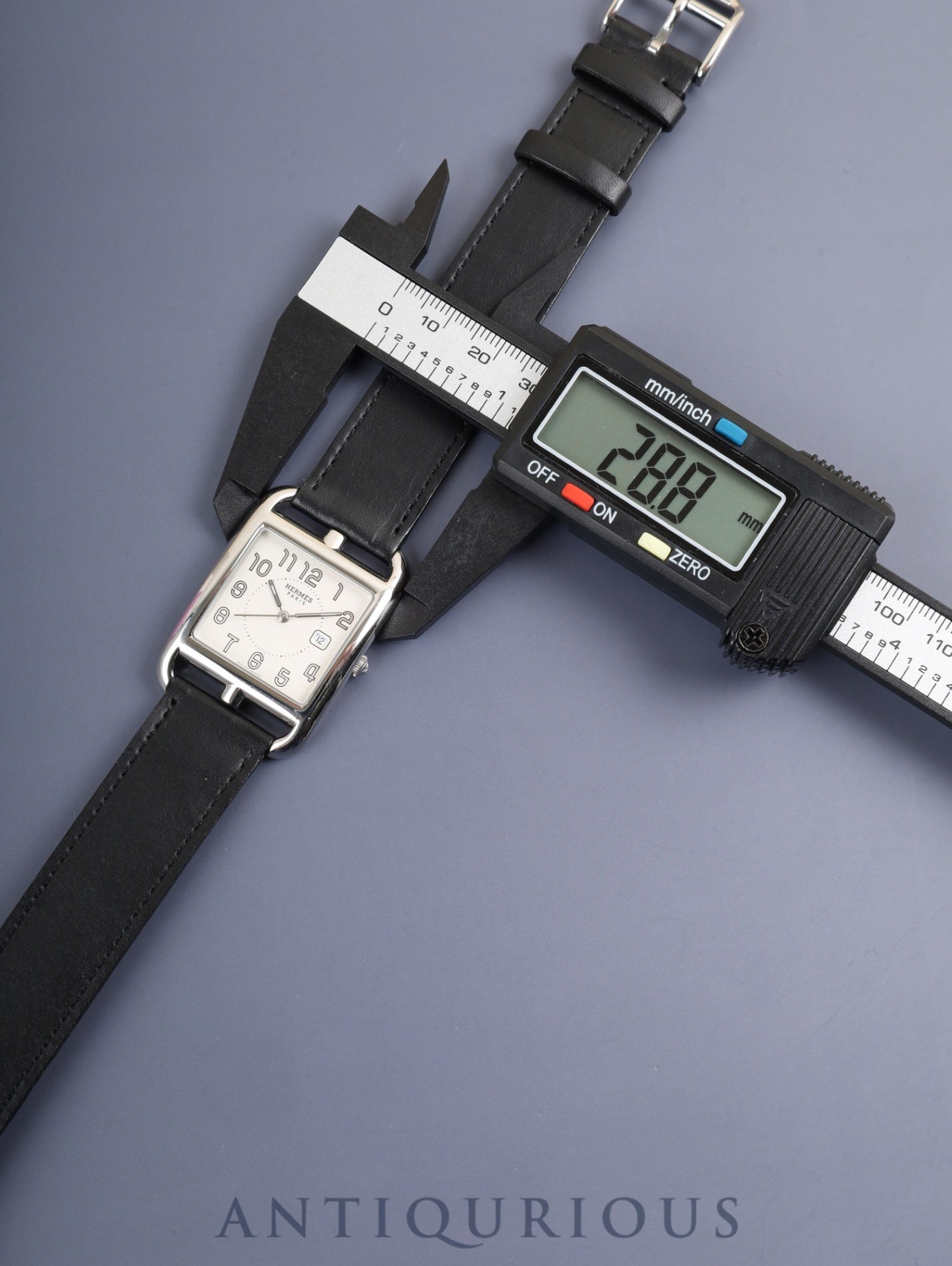 エルメス ケープコッド CC2.710 クォーツ Cal.- SS 革 純正尾錠(SS) シルバー文字盤 純正革ベルト(使用感・穴加工あり)オーバーホール済み