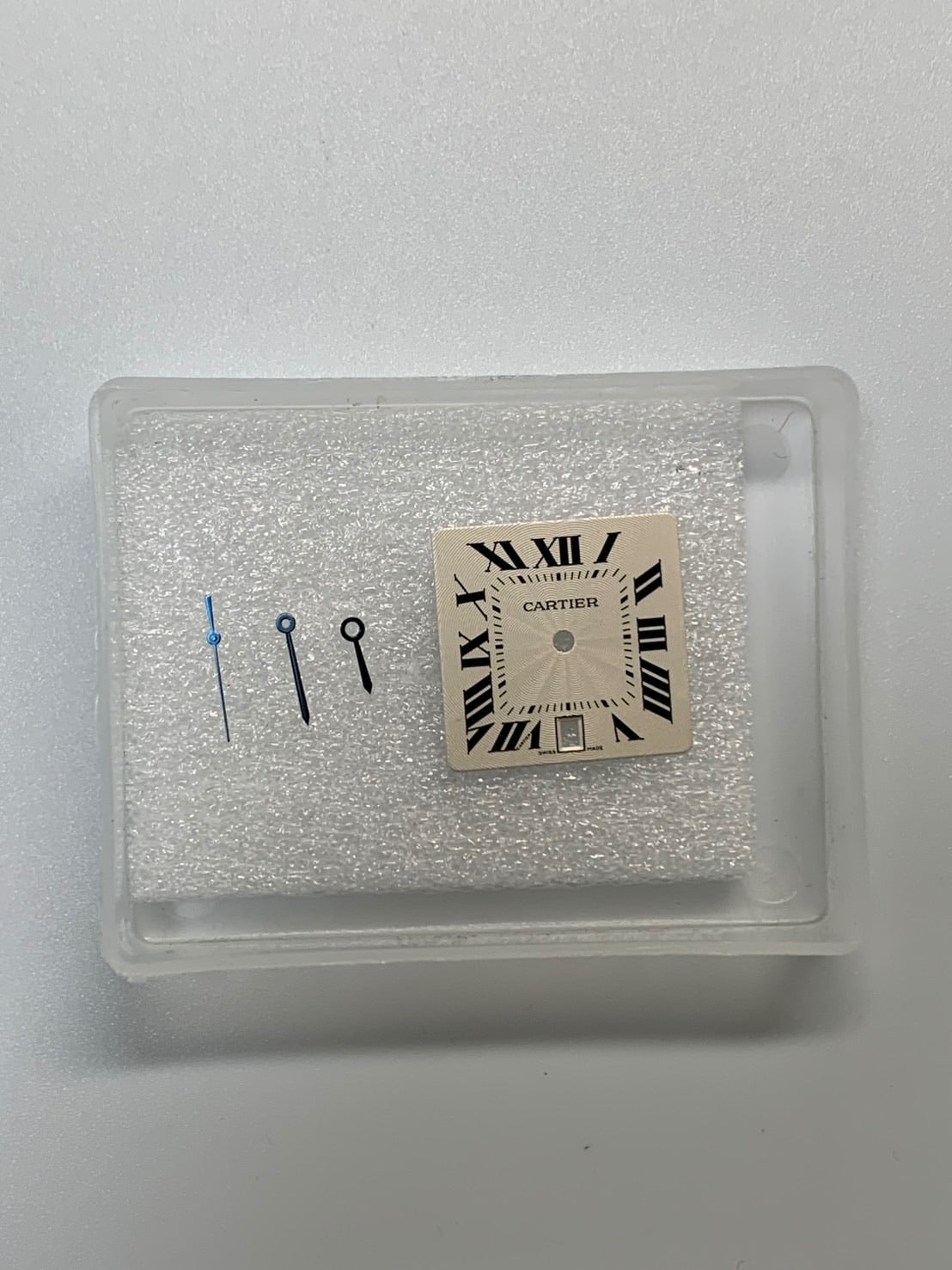 カルティエ タンクフランセーズ LM W51002Q3 / 2302 自動巻き Cal.120(ETA2000-1)SS SS シルバーギョーシェ文字盤(SWISS MADE表記)オーバーホール済み