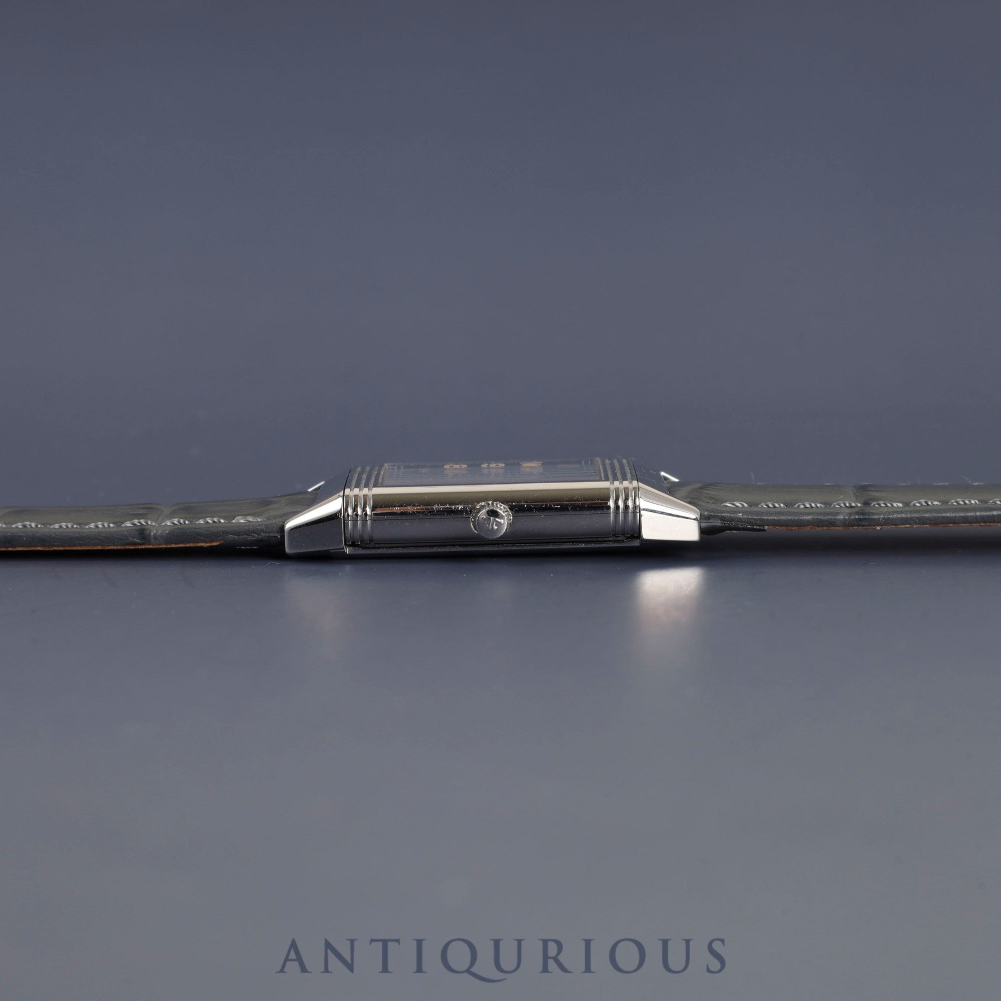 Jaeger-LeCoultre Reverso Classic QA251804 / 250.8.10 Quartz Cal.610 SS Leather Genuine Buckle (SS) Navy Arabic Dial Box Booklet Overhauled