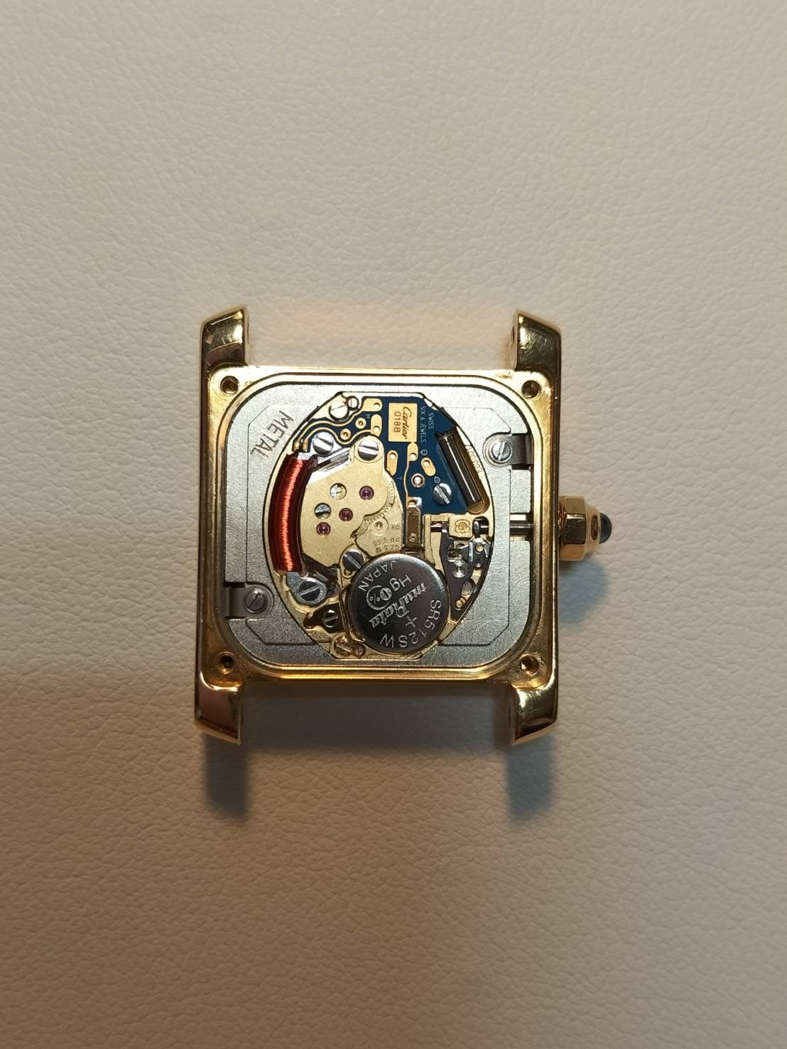 カルティエ タンクフランセーズ SM W5000256 / 1820 クォーツ Cal.018B 750 革 純正尾錠(GP)ホワイトローマン文字盤 オーバーホール済み
