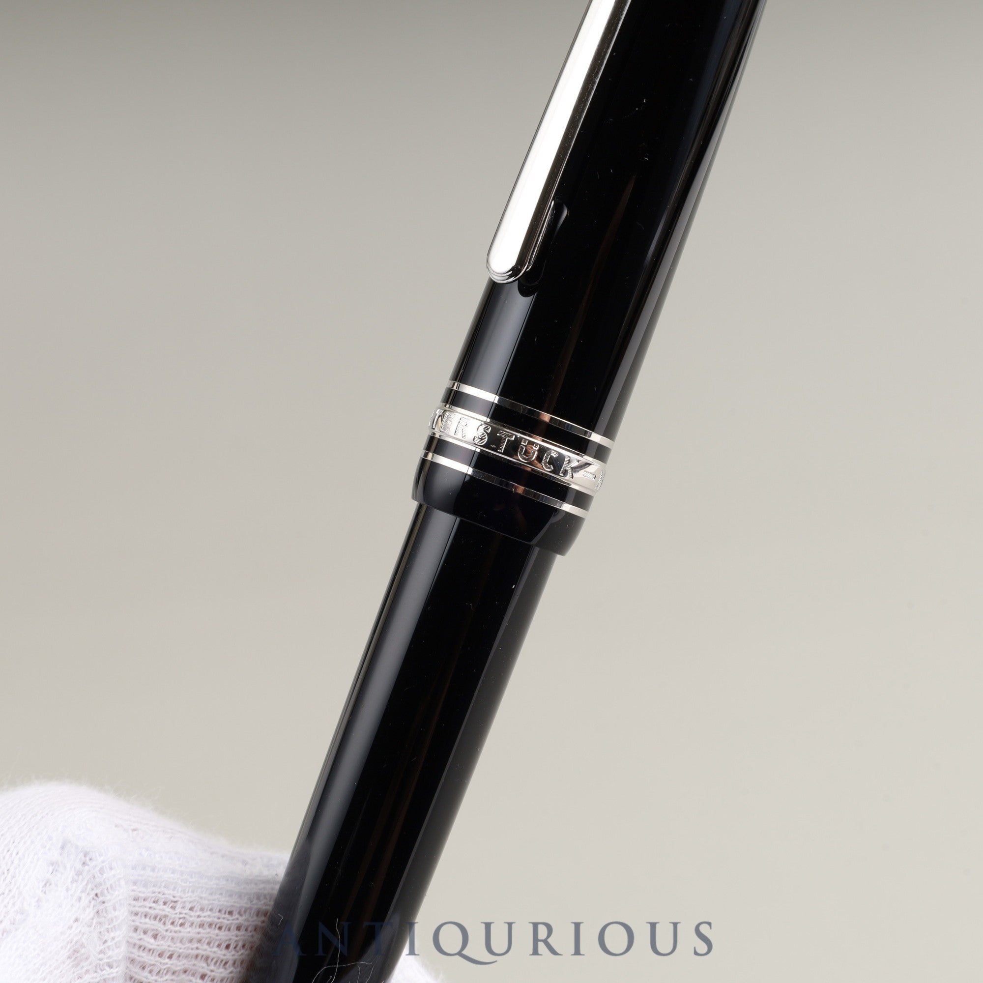 Montblanc Meisterstück Le Grand P161 MB7569 Twist-Style Resin Ballpoint Pen with Box, Warranty (2021) and Unused Genuine Refill