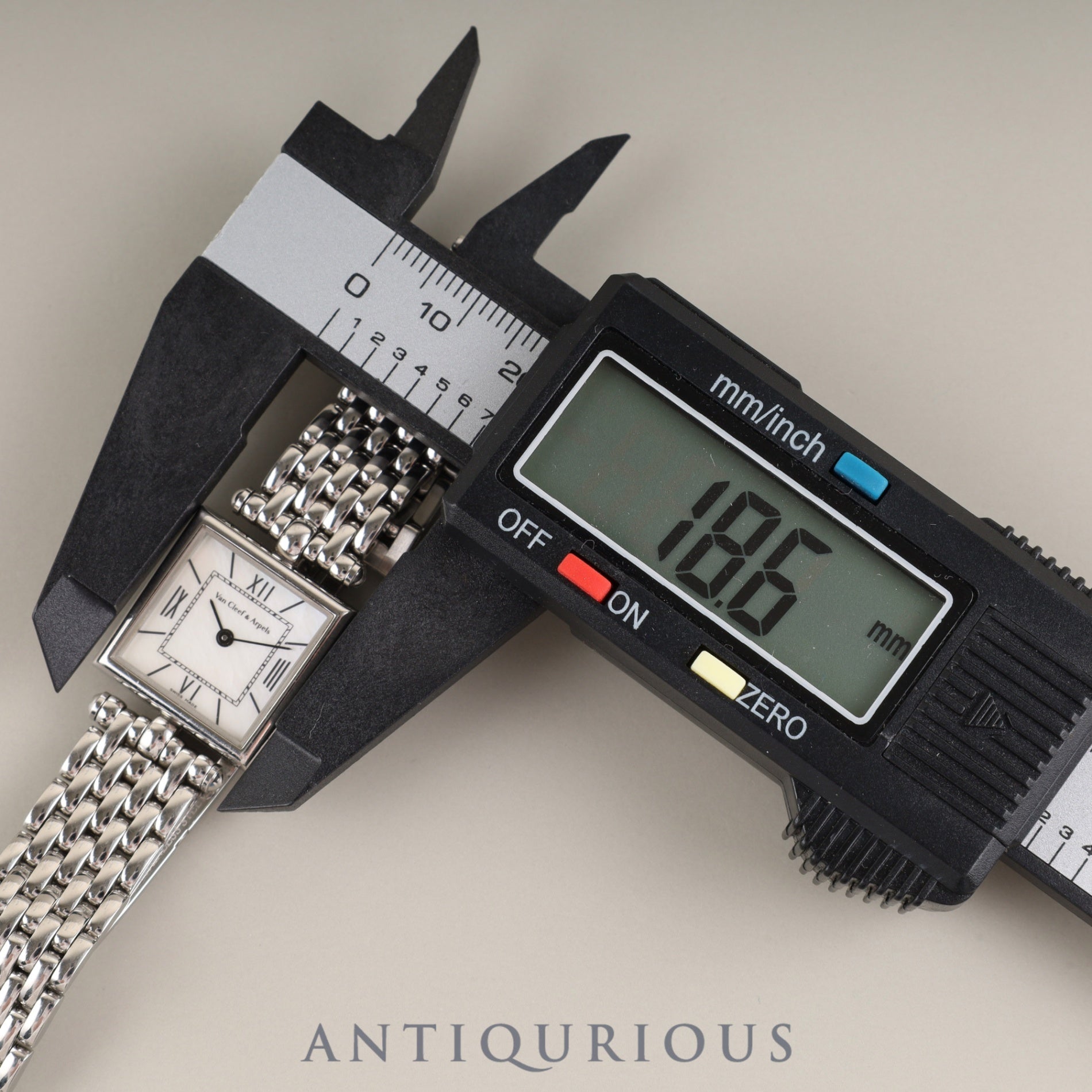 Van Cleef & Arpels Classic 536942 Quartz SS SS Genuine Buckle (SS) White Shell Dial Overhauled