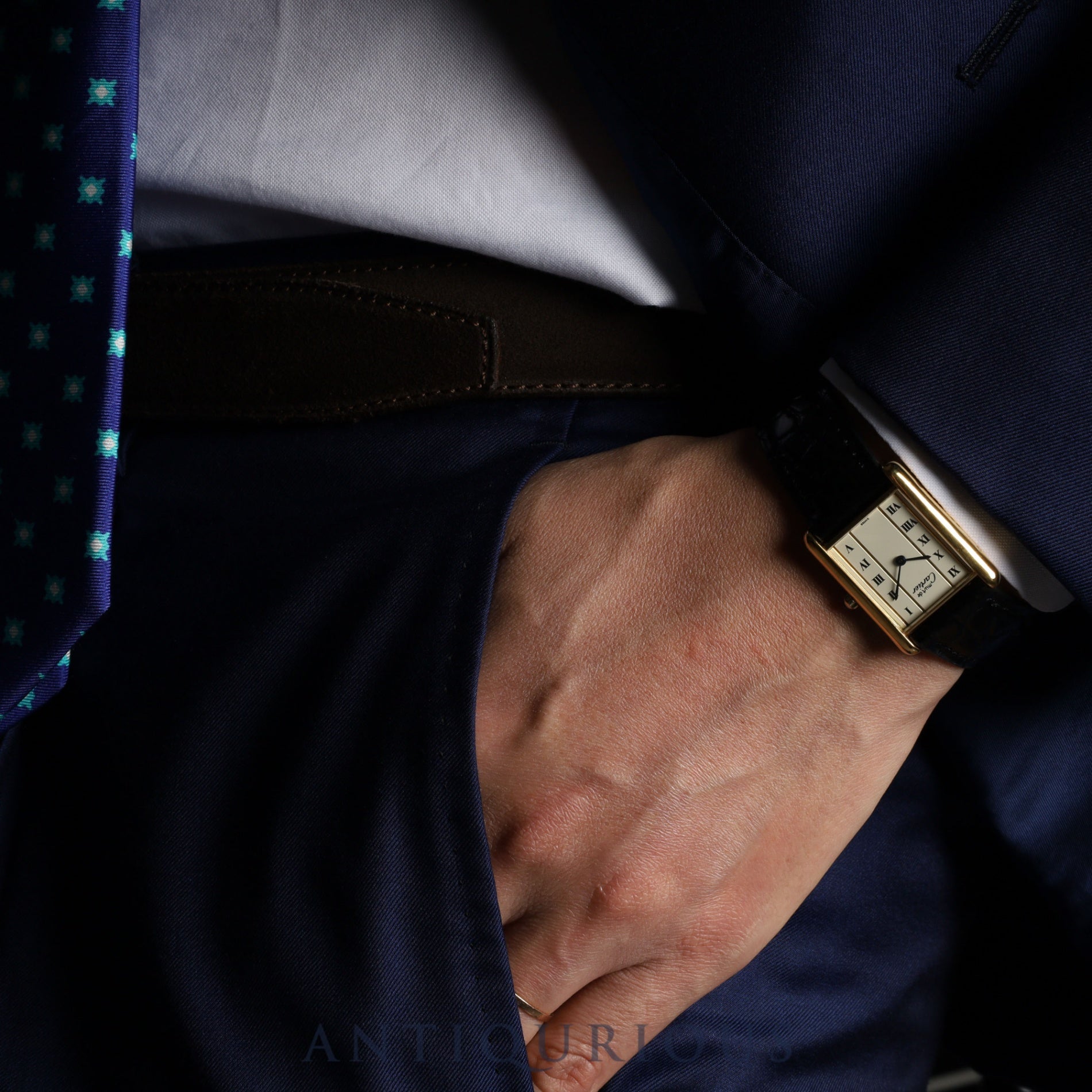 Cartier Must Tank LM QZ Straight Roman Dial