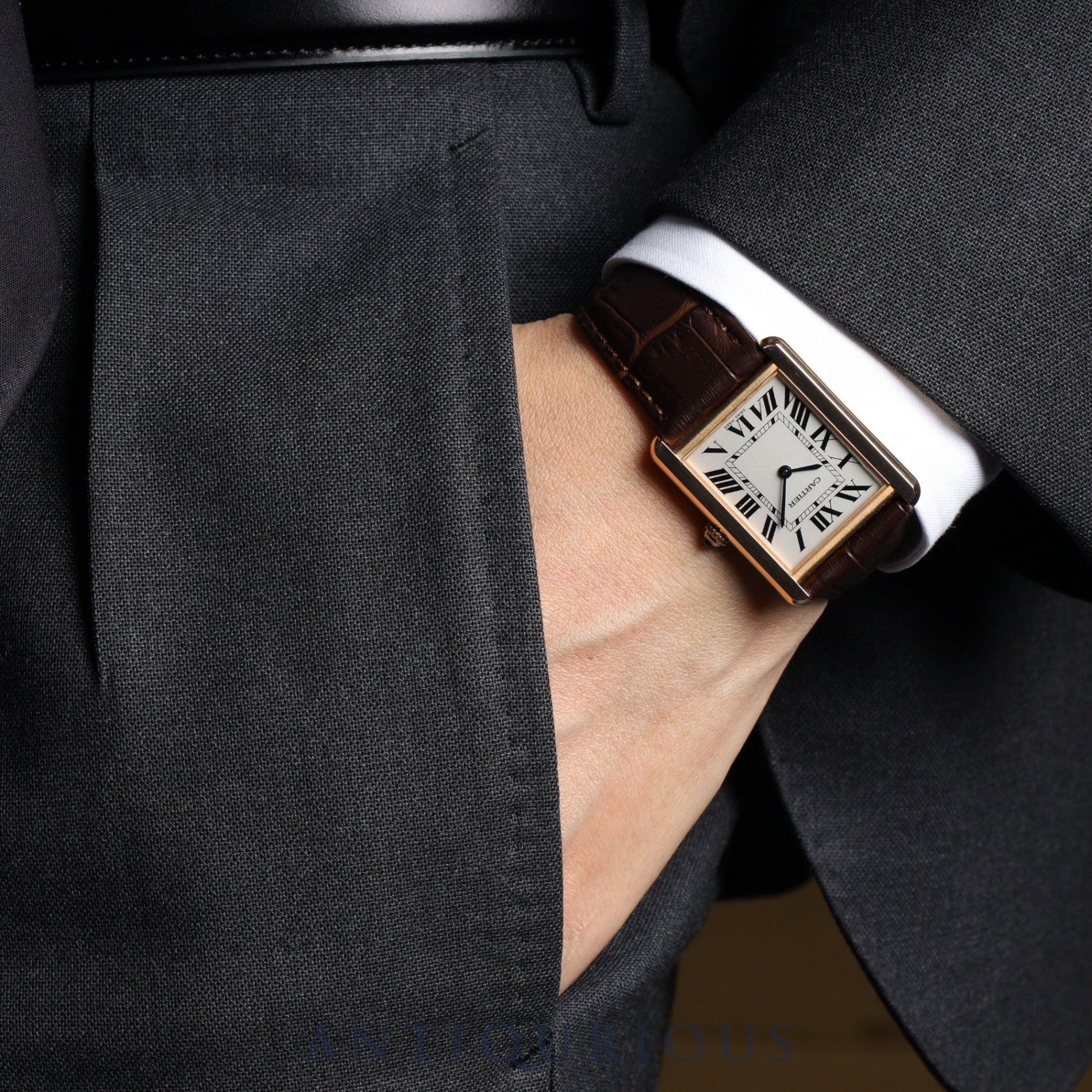 Cartier Tank Solo LM QZ W5200025 / 3167 PG/SS Leather Genuine Buckle (750) Silver Dial