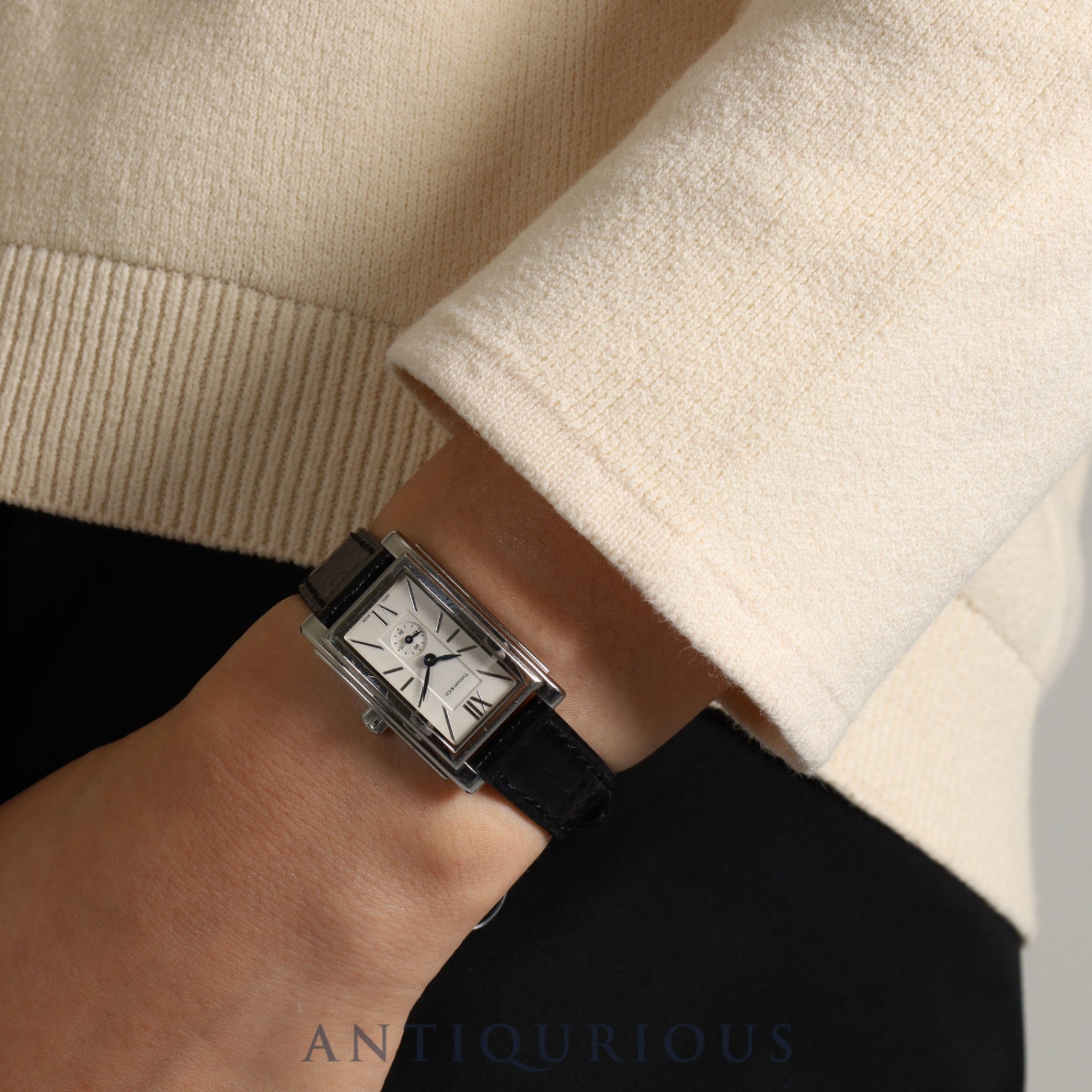 ティファニー グランドスモールセコンド Z0035.13.10A21A40A クォーツ Cal.989.153 SS 革 純正尾錠(SS)シルバー文字盤 保証書