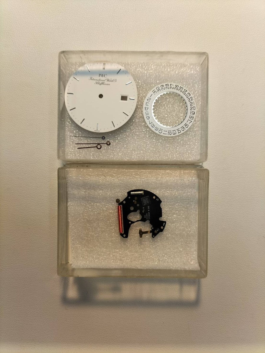 IWC Sea Portofino 3331 Quartz Movement, Caliber IWC2210, Stainless Steel, Leather Strap, Genuine Stainless Steel Buckle, White Dial, Overhauled