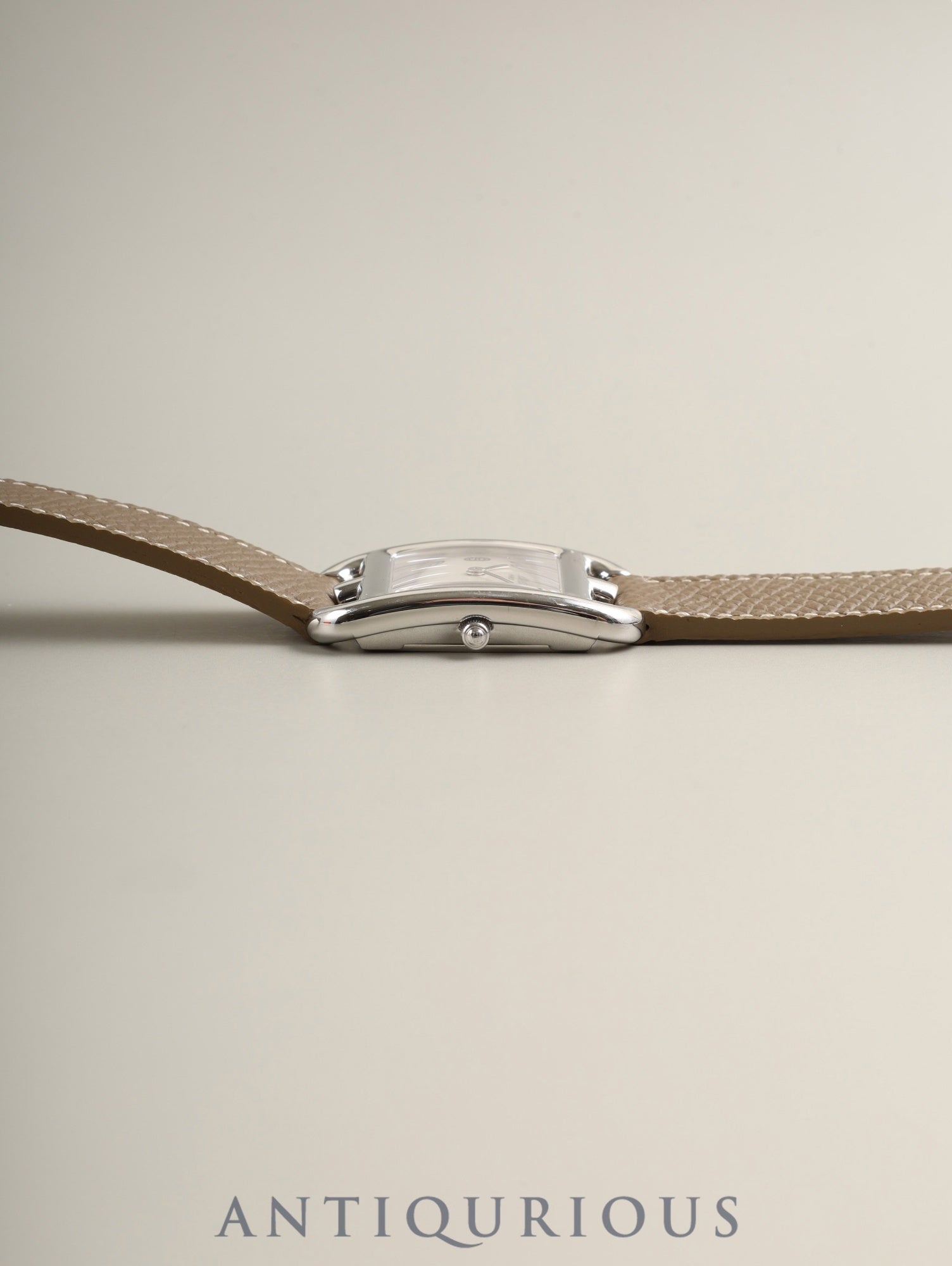 エルメス ケープコッド CC1.210.220 / HJE クォーツ Cal.976.001 SS 革 純正尾錠(SS)シルバーアラビア文字盤 箱 冊子 保証書(2002年 / 個人名記載あり)オーバーホール済み