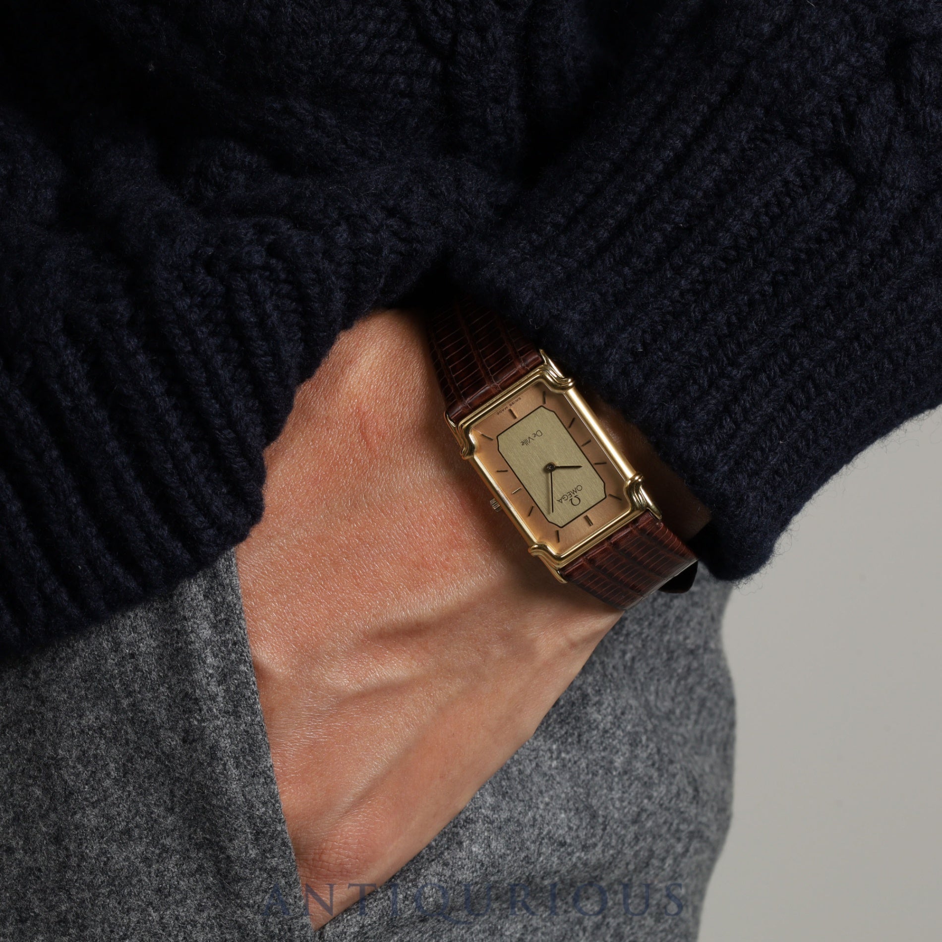 オメガ デ・ヴィル 19102300 クォーツ Cal.279 001/ 1455 GP 革 純正尾錠(GP)ゴールド文字盤 箱 オーバーホール済み