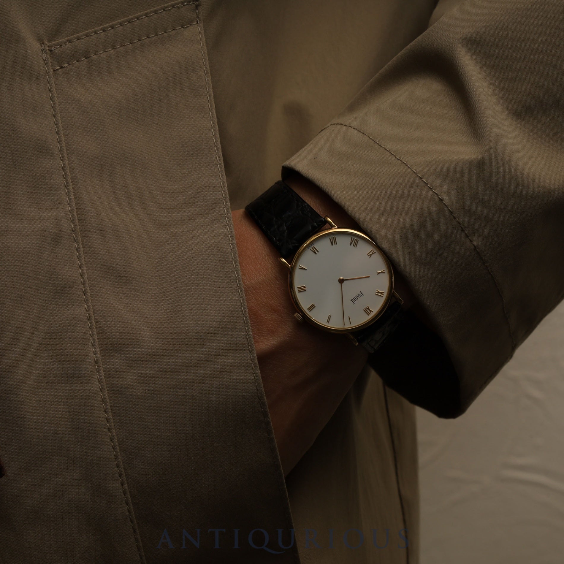 ピアジェ ラウンド 9035N 手巻き Cal.9P2 750YG 革 純正尾錠(750YG) ホワイト文字盤 32mm 保証書 オーバーホール済み