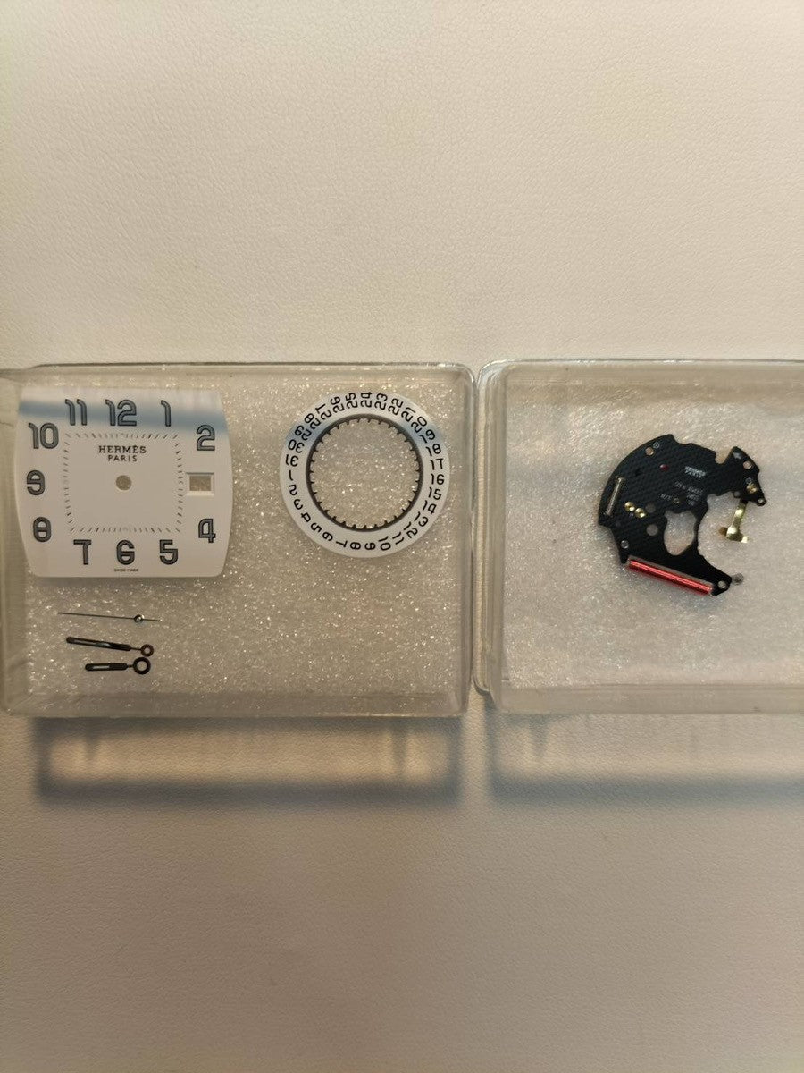 Hermès Cape Cod Tonneau CT1.710 Quartz Movement, Stainless Steel, Genuine Leather Strap (Stamped N: 2010), Genuine Buckle (SS), White Dial, Box, Warranty Card (2010), Overhauled