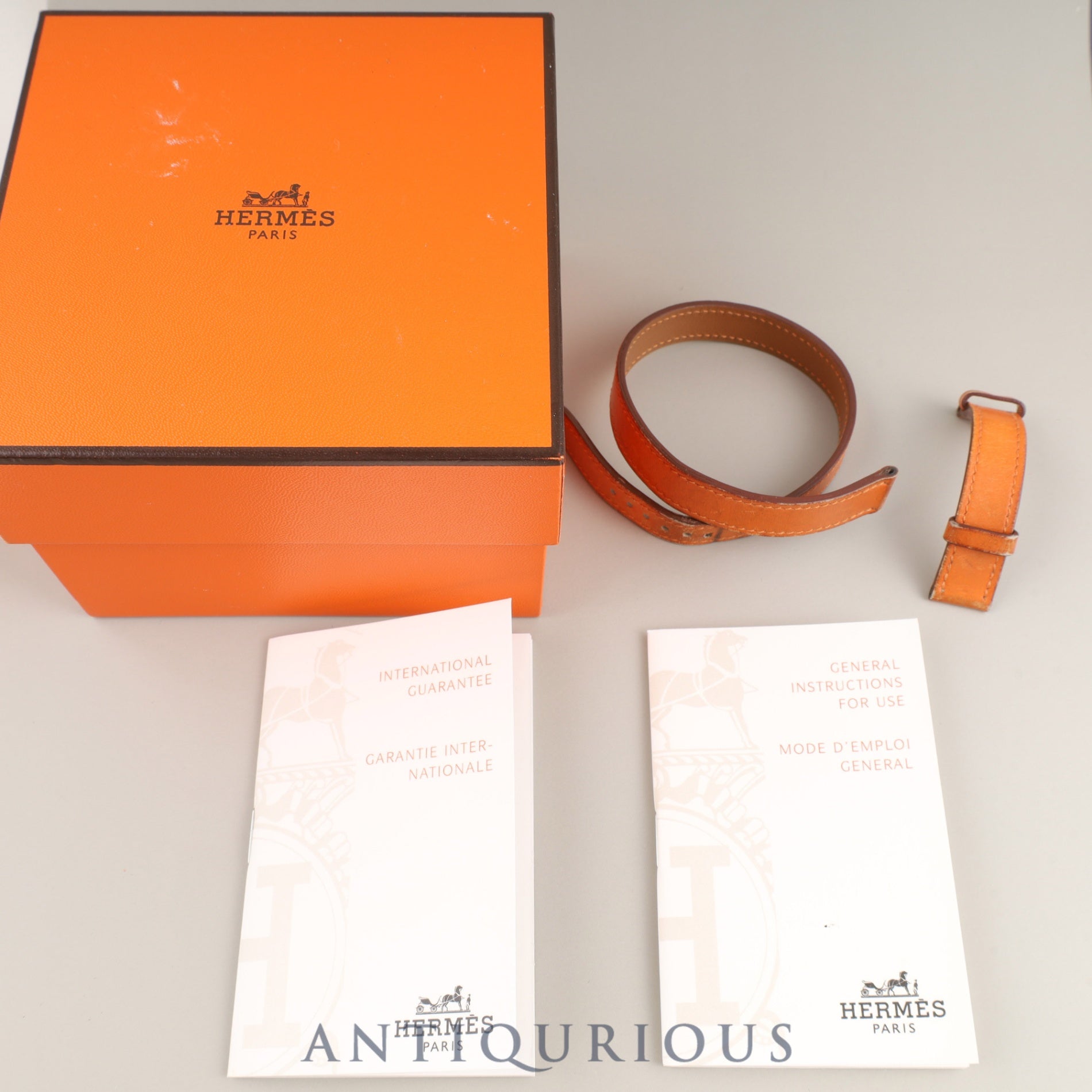 エルメス ケープコッド CC1.210 クォーツ Cal.976.001 SS 革 純正尾錠(SS) シルバー文字盤 箱 冊子 保証書(2003年)純正革ベルト(□G刻:2003年、使用感あり)オーバーホール済み