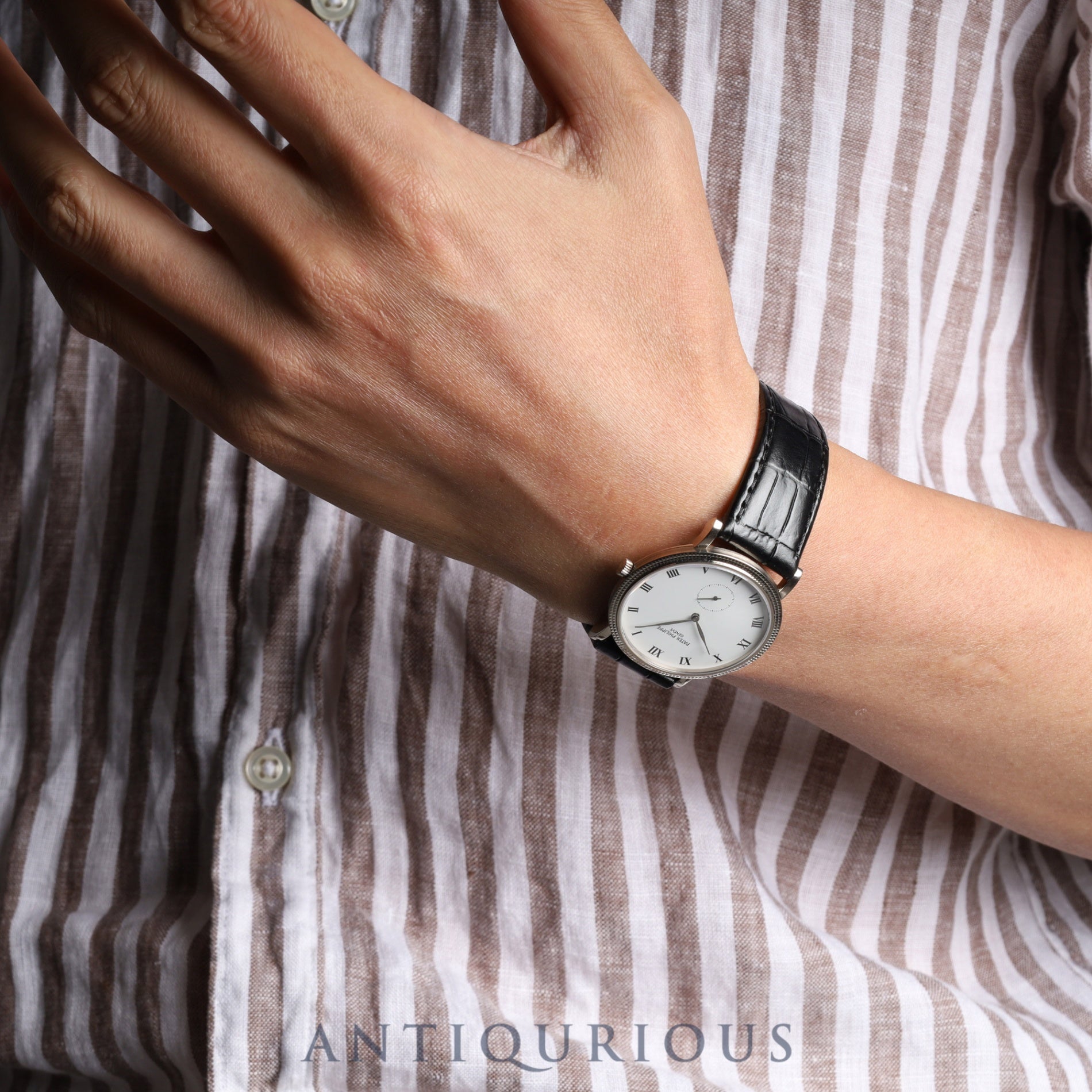 パテック・フィリップ カラトラバ 3919G-001 手巻き Cal.215 750 革 純正尾錠(750) ホワイトローマン文字盤 箱 ケース(劣化) アーカイヴ(2017年発行/1992年購入品)修理明細(個人名記載あり)純正ベルト付き(使用感あり) オーバーホール済み