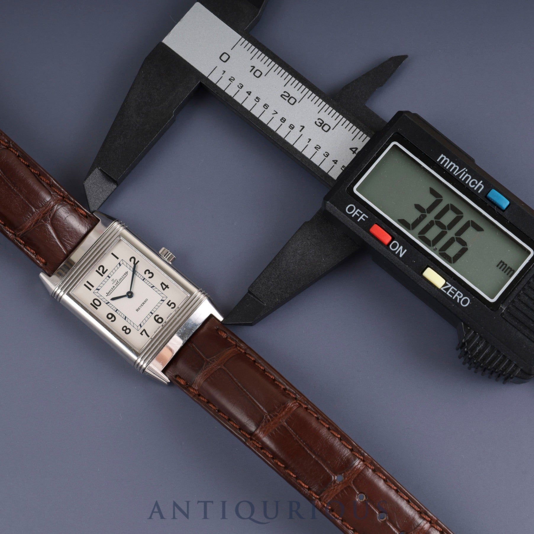 Jaeger-LeCoultre Reverso Classic Q2508412 / 252.8.86 Manual winding Cal.846/1 SS Genuine leather strap Genuine buckle (SS) Silver dial Box Booklet Warranty card (2015) Cloth Genuine replacement strap Overhauled