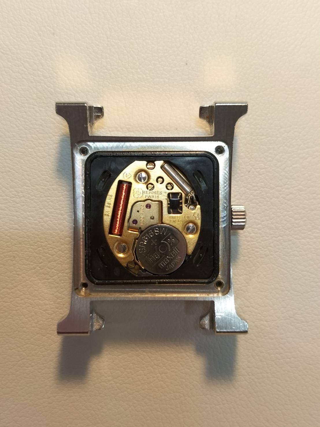 エルメス Hウォッチ HH1.210 クォーツ Cal.- SS 革 純正ピンバックル(SS)ホワイト文字盤 箱 冊子 保証書(2006年) 純正革ベルト(□I刻印:2005年)オーバーホール済み