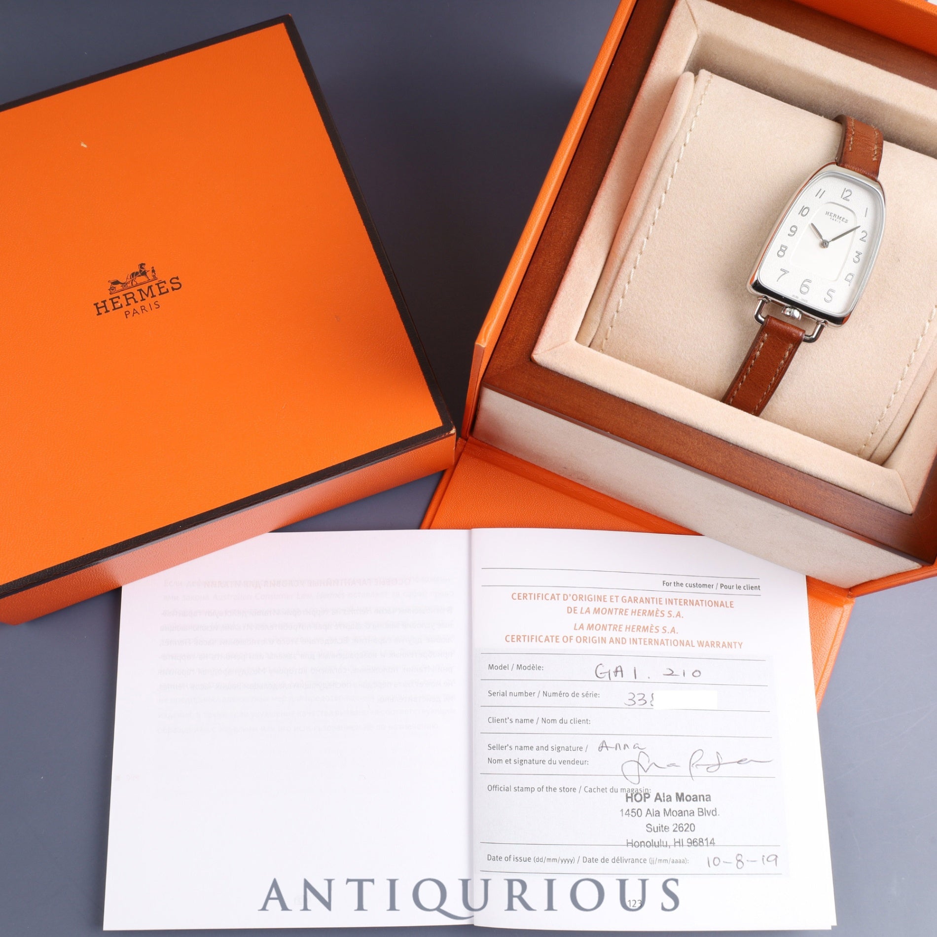 Hermes Galop GM GA1.210 Quartz SS Genuine leather strap (D stamp: 2019) Genuine buckle (SS) Silver dial Box Warranty (2019) Overhauled