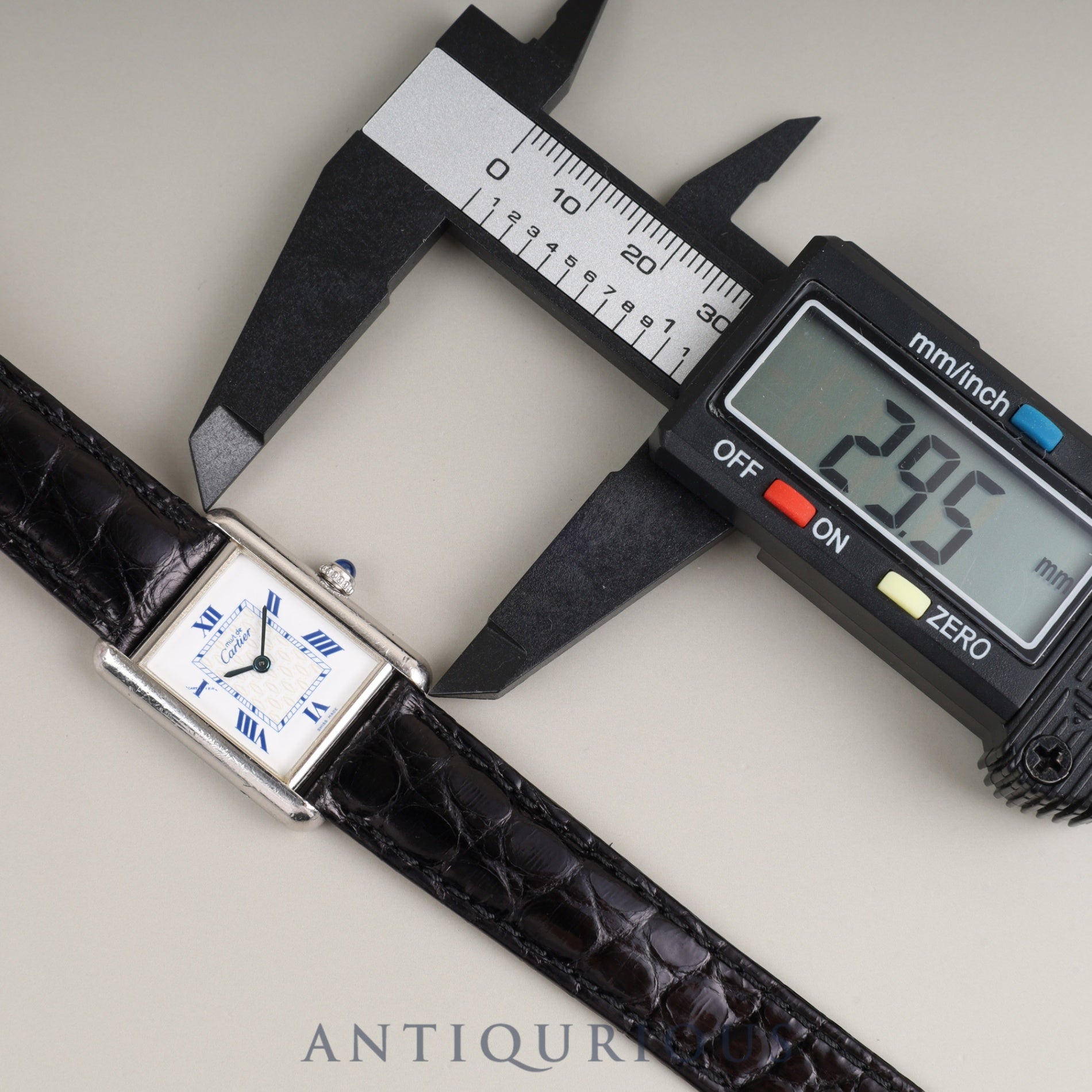 Cartier Must Tank MM W1014054 / 2416 Quartz Caliber 057 SV925 Leather Strap with Genuine D-Clasp (Stainless Steel) White Roman Dial (SWISS MADE) Overhauled