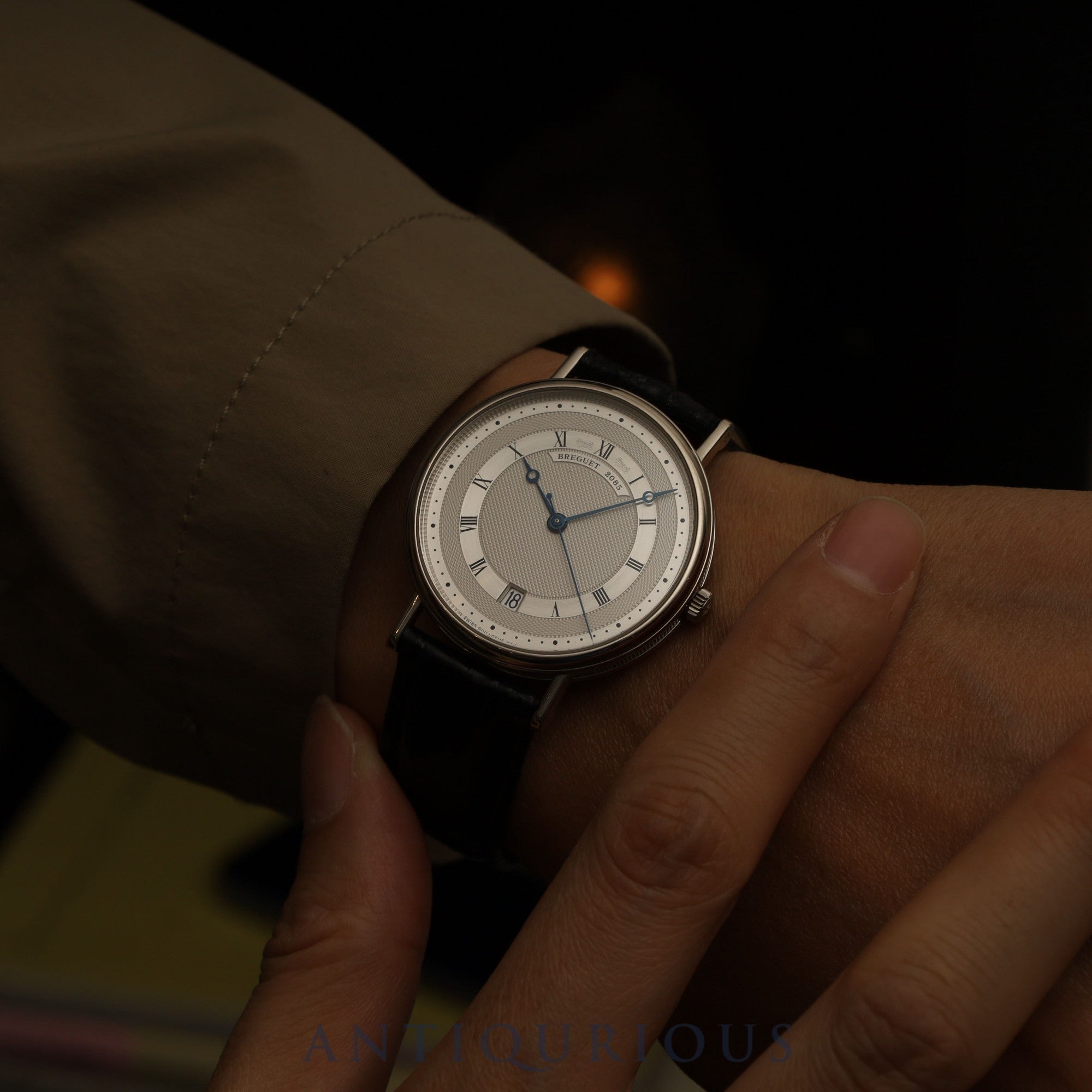 ブレゲ クラシック ツインバレル 5930BB /12/986 自動巻き Cal.517/1 750WG 革 純正尾錠(750WG)シルバーローマン文字盤 箱 冊子 保証書(2012年)オーバーホール済み