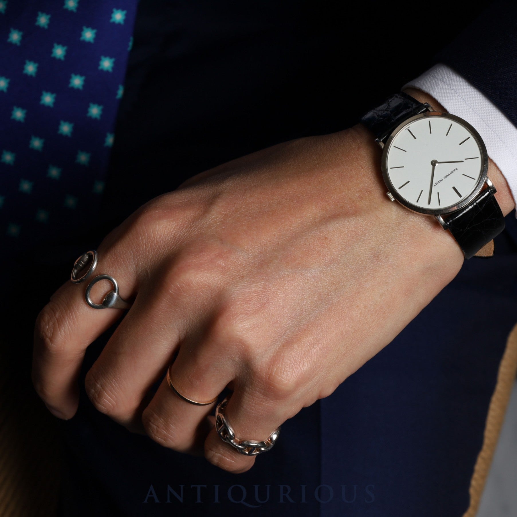 Audemars Piguet Extra Flat Hand-wound Cal.2090 750 Leather Genuine Buckle (750) White Dial 33.3mm 1976-1979