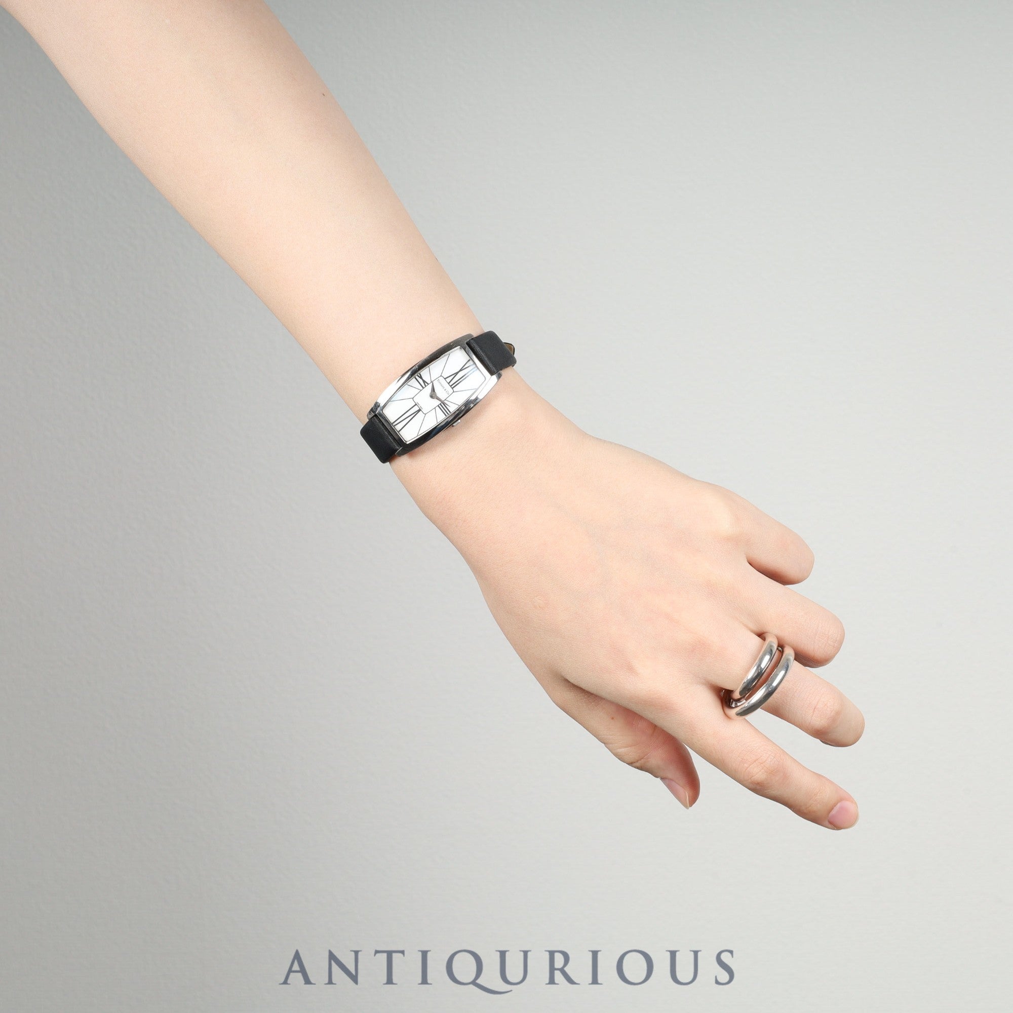 Tiffany Gemea Z6401.10.10A29A48A Quartz Cal.976.001 SS Genuine belt Genuine buckle (SS) White dial Overhauled