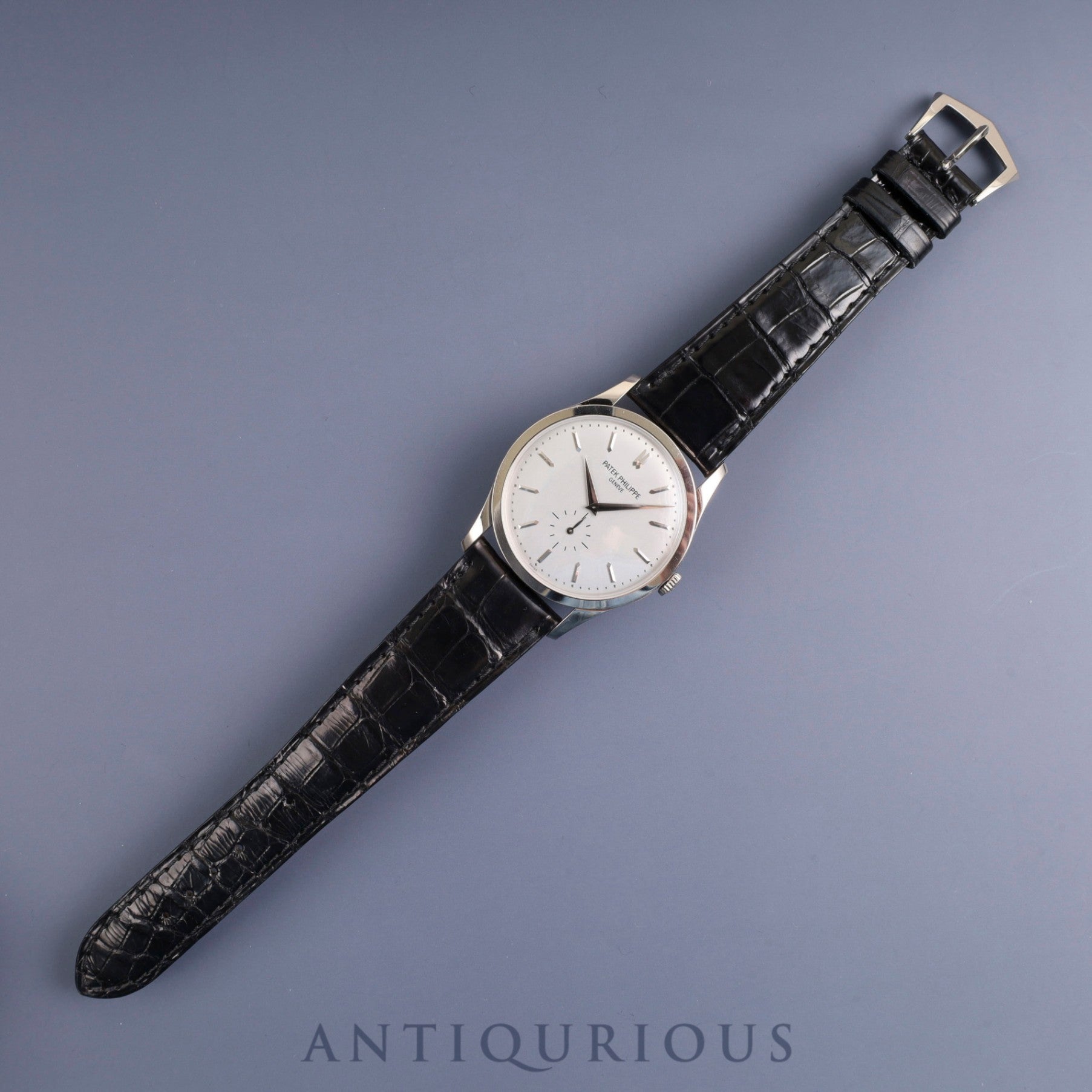 Patek Philippe Calatrava 5196G-001 Manual Winding Caliber 215PS 750 Genuine Leather Strap Genuine Buckle (750) Silver Dial Case Booklet Warranty (2015) Overhauled