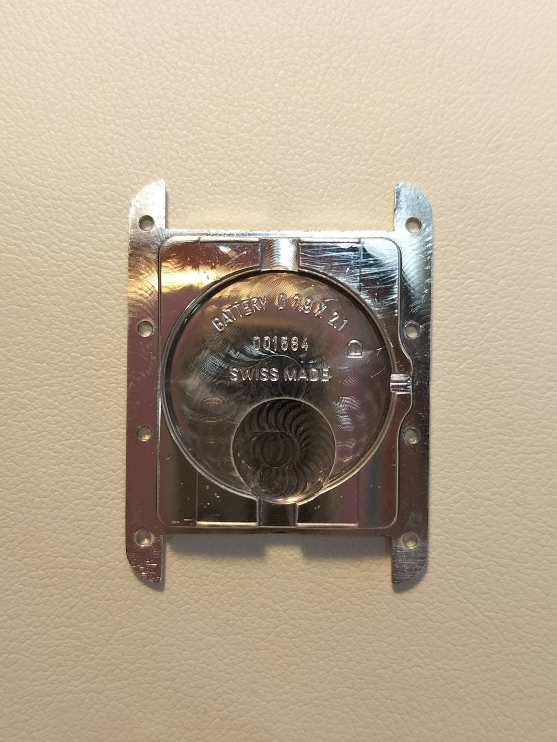 Cartier Must Tank GM (XL) W1014154 / 2414 Quartz Caliber 687 SV925 Leather Strap with Genuine Stainless Steel Buckle White Roman Dial (SWISS MADE) Circa 1990-2004 Overhauled