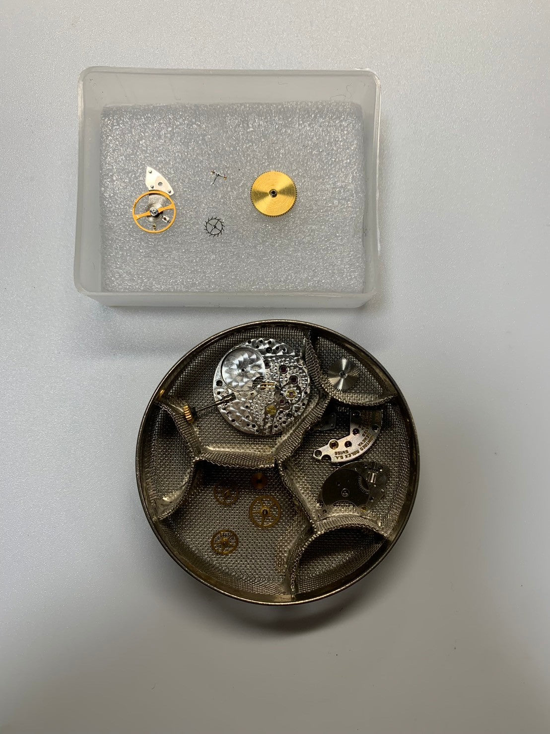 ロレックス チェリーニ 4112/8 手巻き Cal.1601 750YG 純正革ベルト 純正ピンバックル(750YG )シャンパン文字盤(SWISS表記) 97番台(1987年)オーバーホール済み
