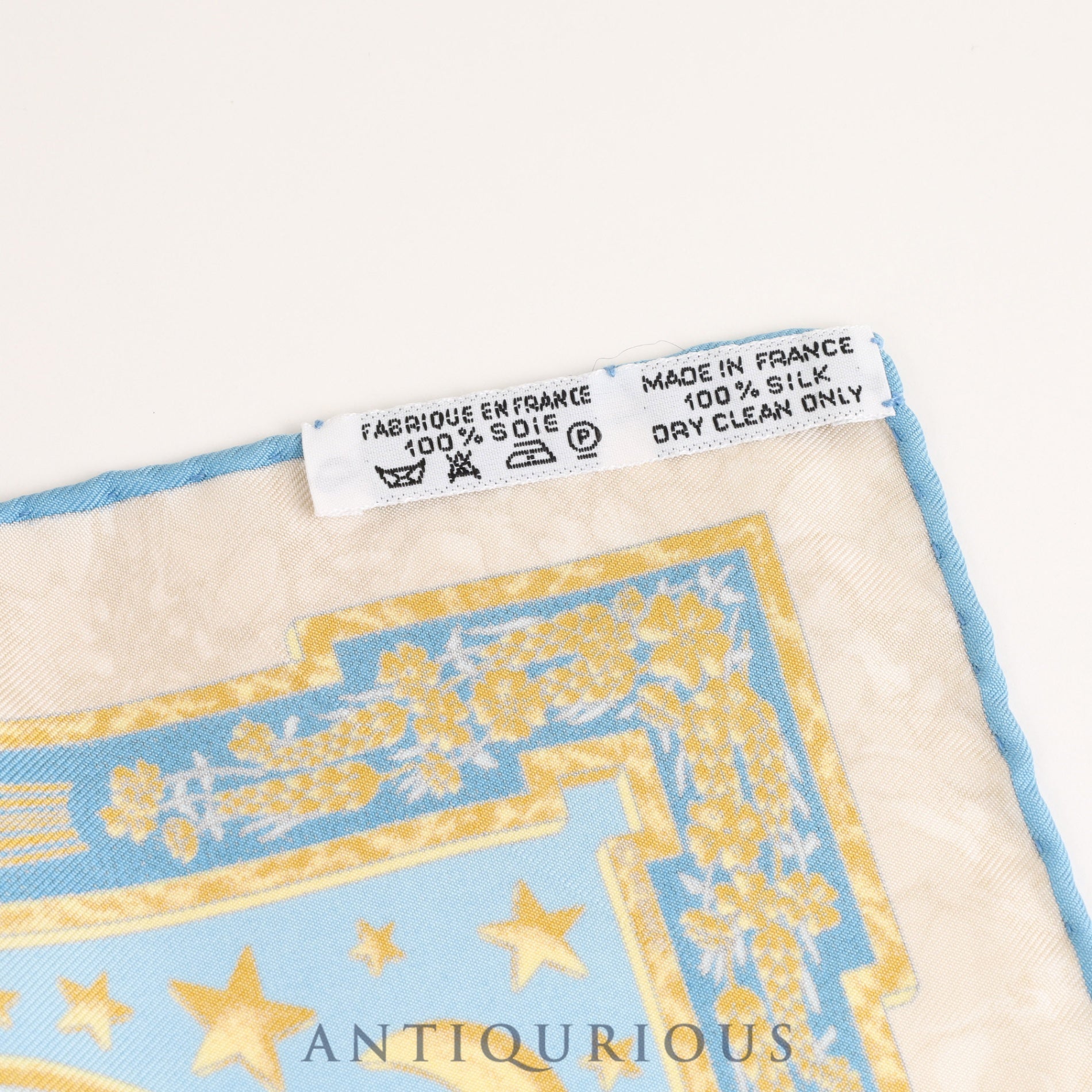 エルメス スカーフ カレ45 栄光の日 SILK100%