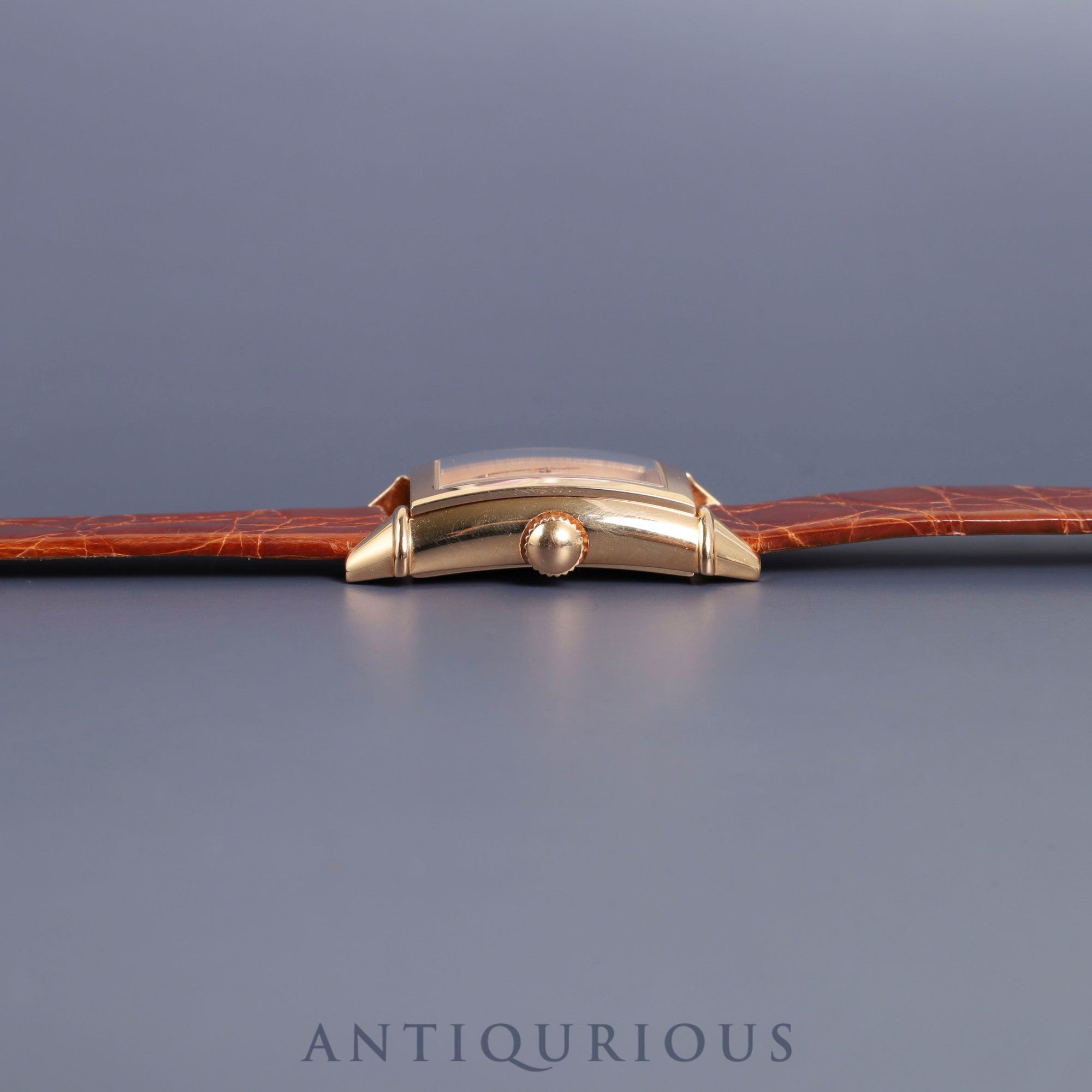 Girard-Perregaux Vintage 1945 2590 Manual winding Cal.2409 YG Leather Genuine buckle (750) Champagne Arabic dial Overhauled