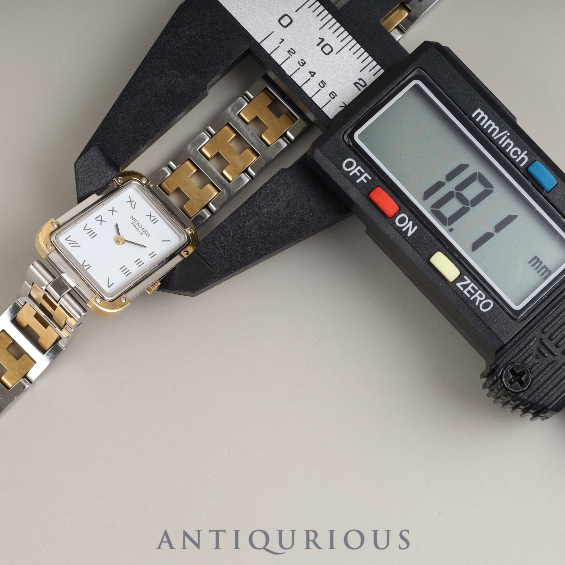 Hermès Cloajour CR1.240 Quartz Cal.976.001 SS/GP SS/GP White Dial Box Case Warranty (2008) Overhauled