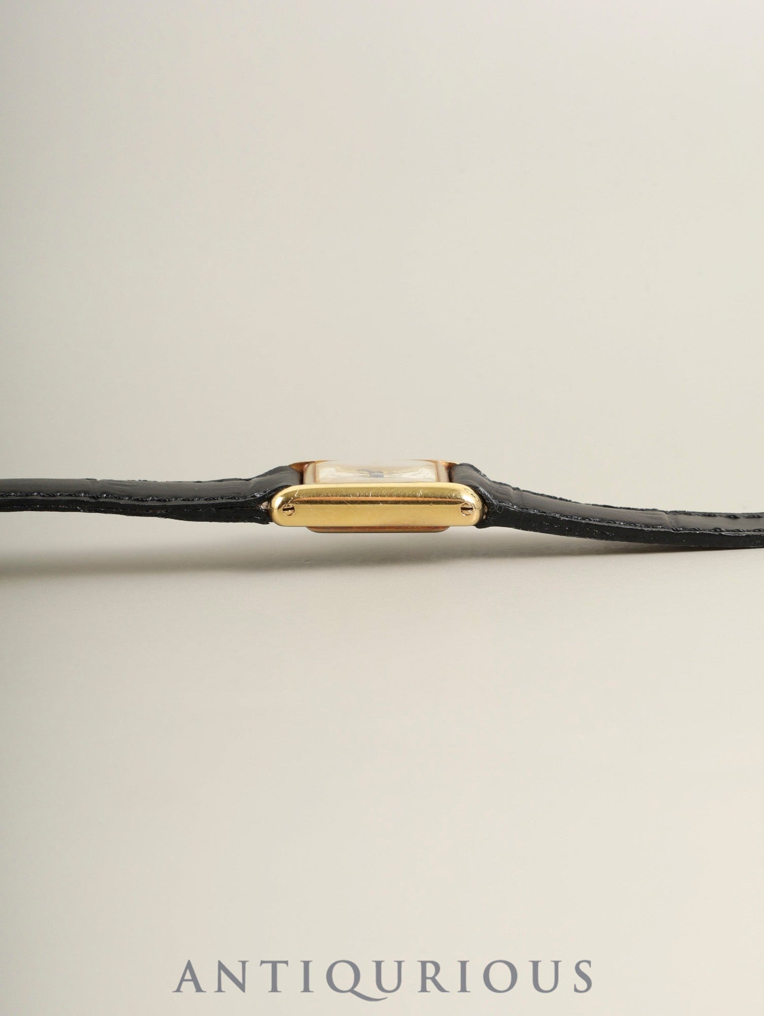 カルティエ ミニ タンク 64262 手巻き Cal.AS1722 750YG 革 純正Dバックル(18K)ホワイトローマン文字盤(PARIS表記)純正レザーベルト付き オーバーホール済み