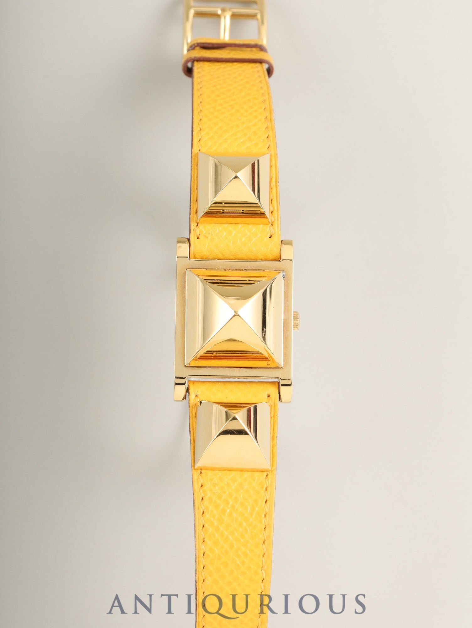 エルメス メドール 11.01 クォーツ Cal.ETA976.001 GP 純正革ベルト(◯Y刻印:1995年 / 使用感あり) 純正ピンバックル(GP)ホワイト文字盤 オーバーホール済み