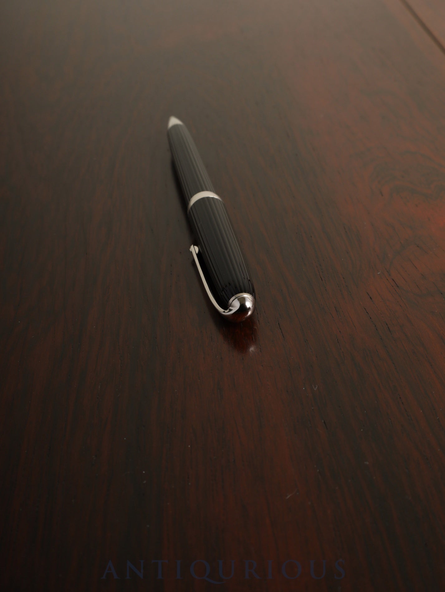 Cartier Ballpoint Pen Godron Resin Twist Box