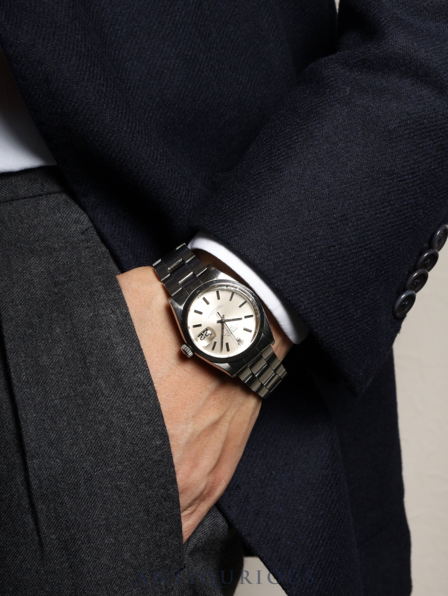 ロレックス オイスターパーペチュアルデイト 1500 自動巻き Cal.1570 SS SS シルバー文字盤 25番(1968年)クロノメーター証明書 冊子 オーバーホール済み