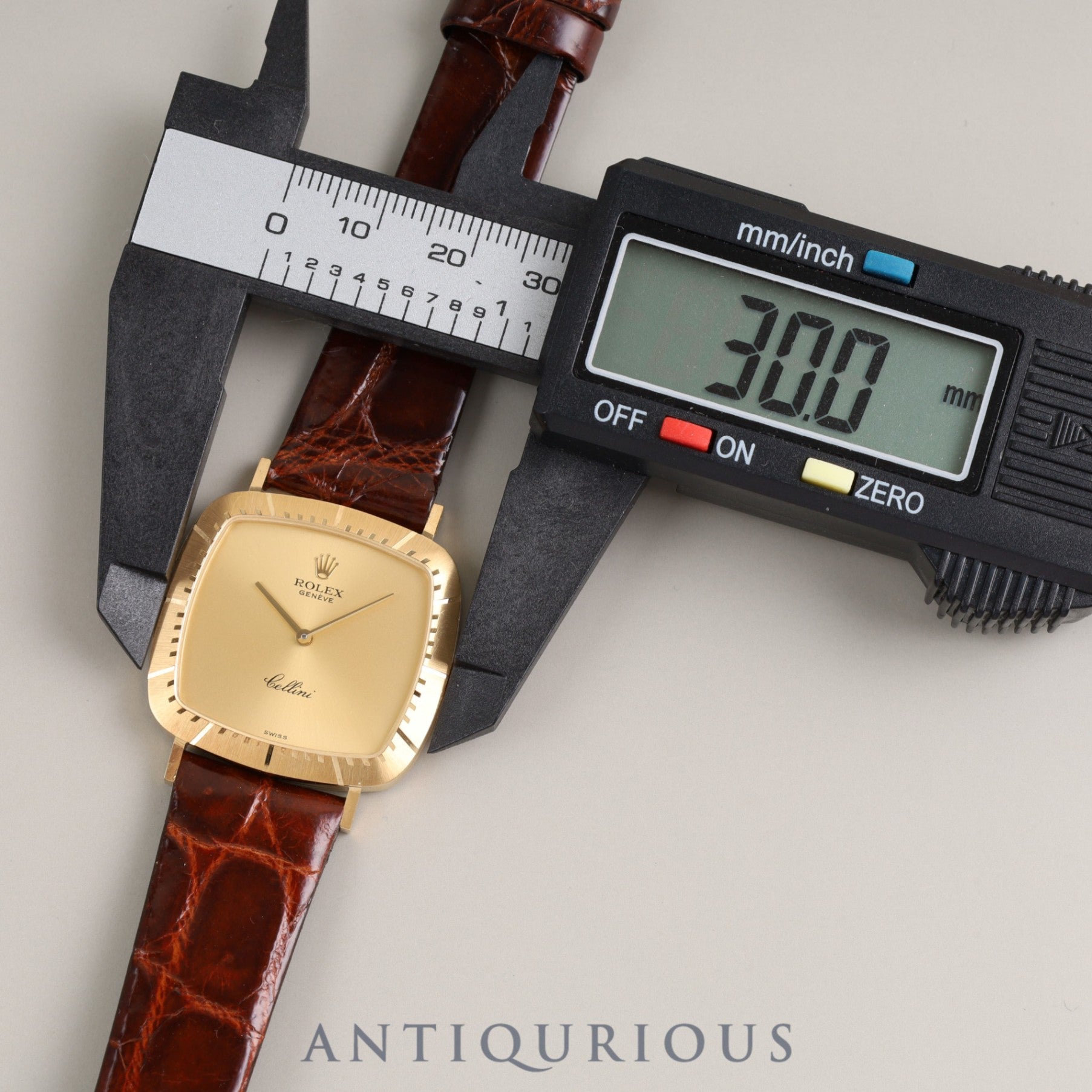 Rolex Cellini 4084 Manual winding Cal.1601 18KYG Leather Genuine buckle Gold dial L serial number (1990) Warranty (1990)