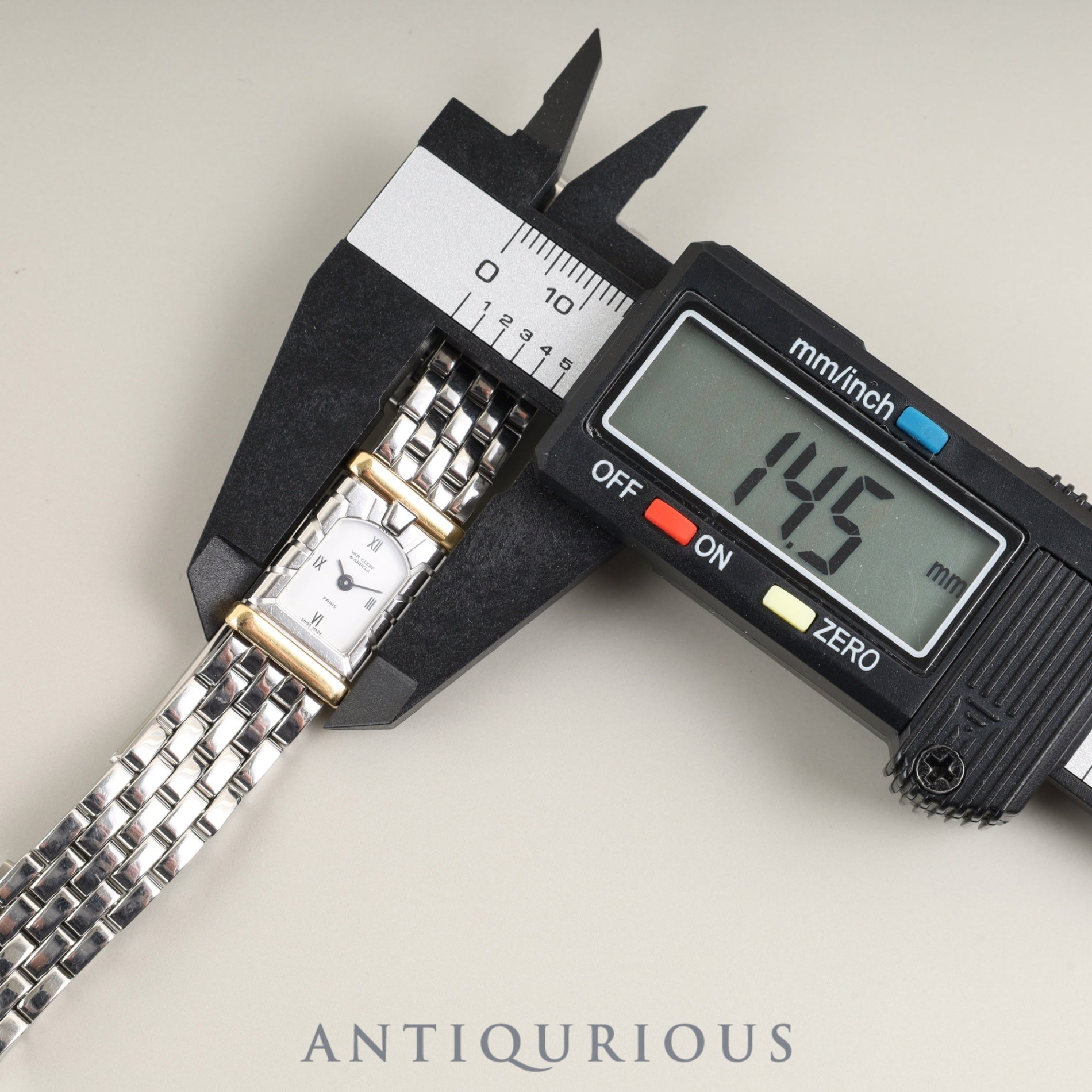 ヴァンクリーフ&アーペル ファサード 431963T5 クォーツ SS SS ホワイト文字盤 オーバーホール済み