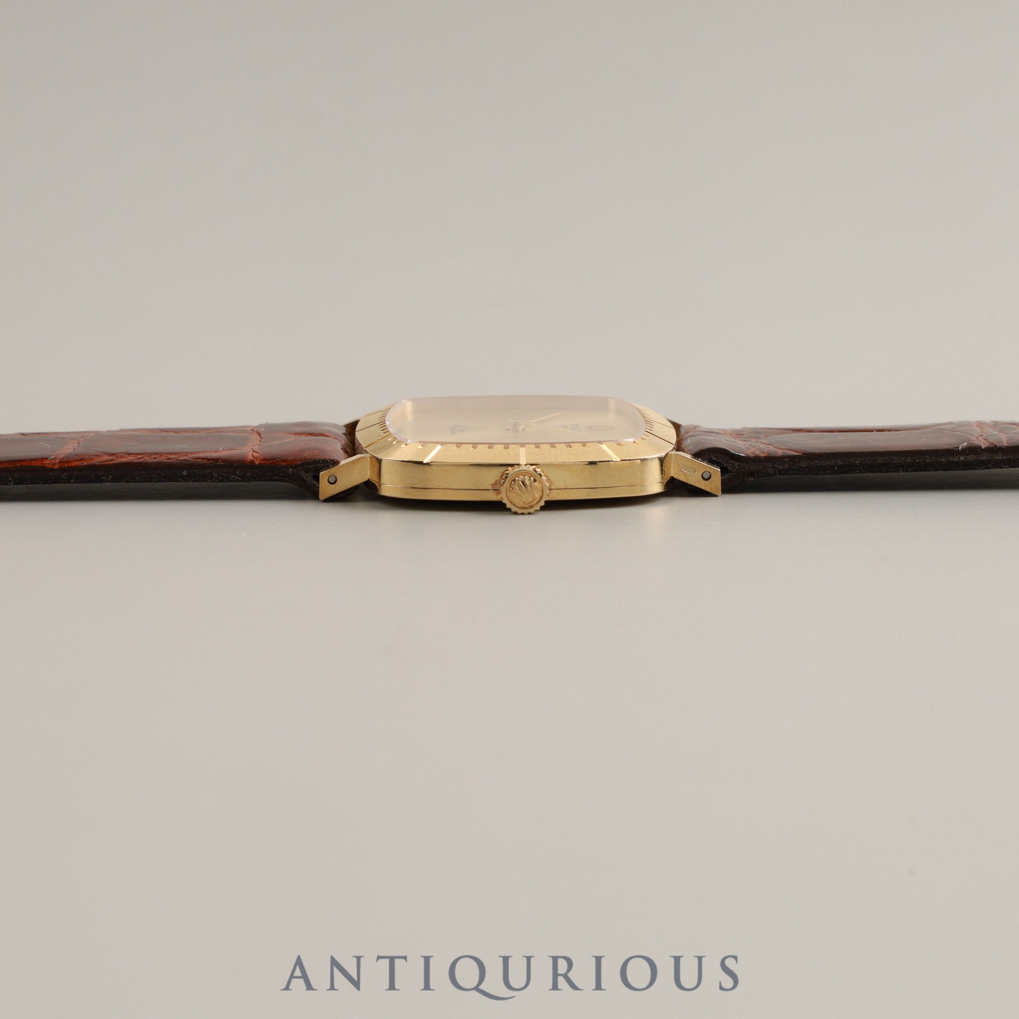 Rolex Cellini 4084 Manual winding Cal.1601 18KYG Leather Genuine buckle Gold dial L serial number (1990) Warranty (1990)