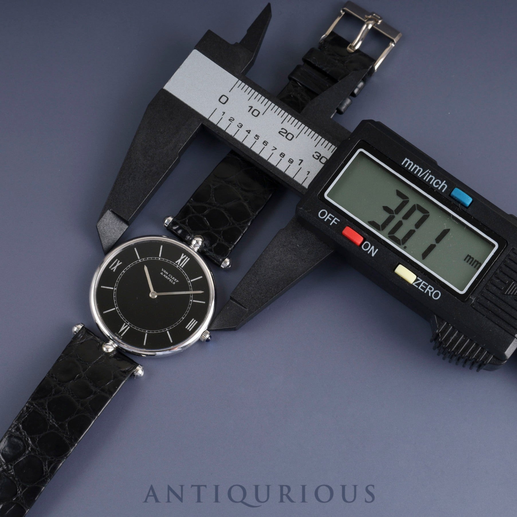 ヴァンクリーフ&アーペル ラ・コレクション 9065 手巻き Cal.PIAGET 9P2 750 革 尾錠(ピアジェ製/750) ブラックローマン文字盤 オーバーホール済み