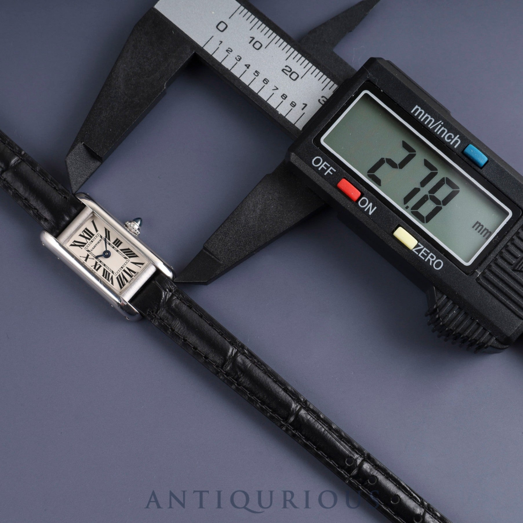 Cartier Tank Allongee SM W1532956 / 2525 Quartz Cal.028 750 Leather Genuine buckle (750) White Roman dial Warranty (2001) Overhauled After-sales service completed at Cartier boutique