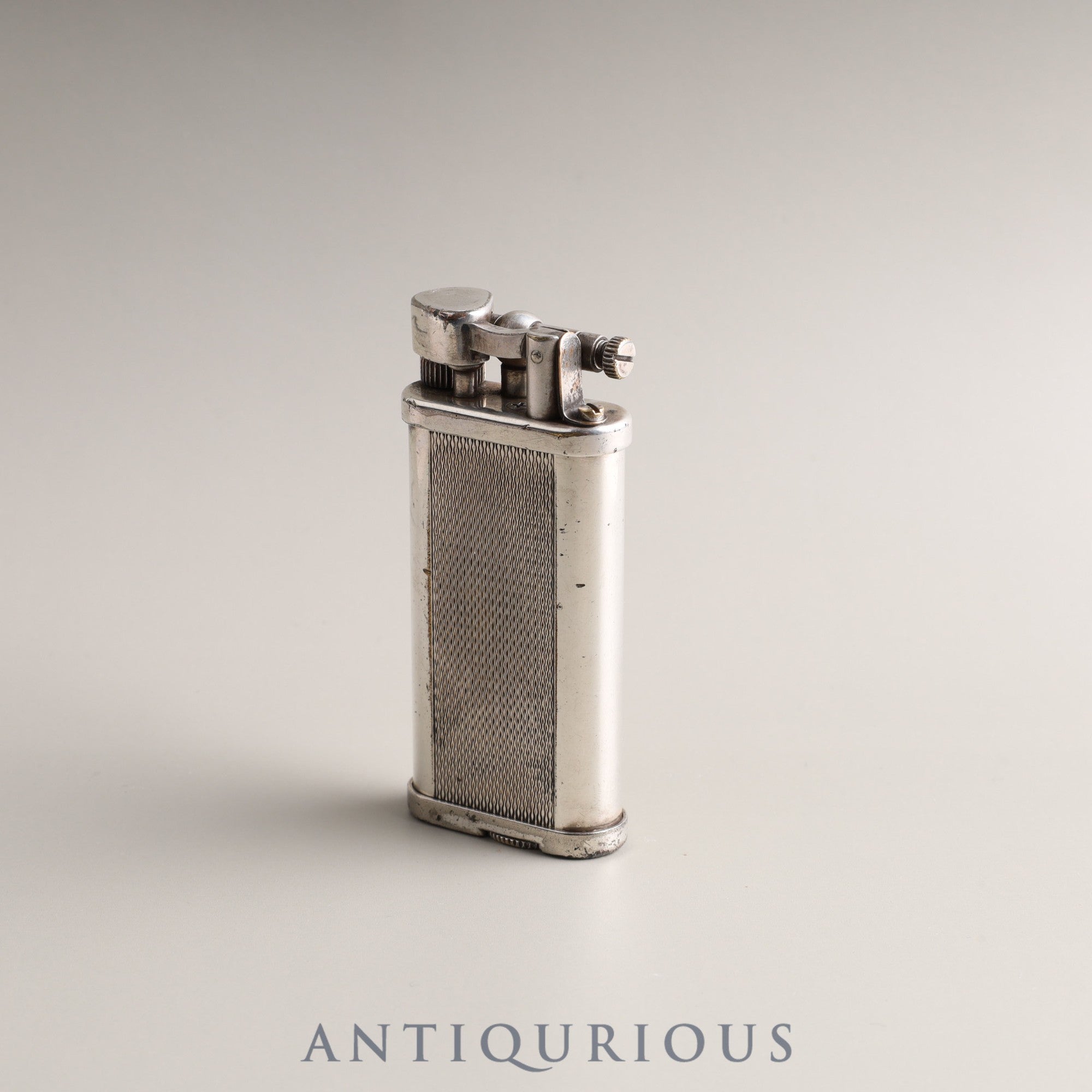 Dunhill unique hammer type gas lighter, mechanically adjusted