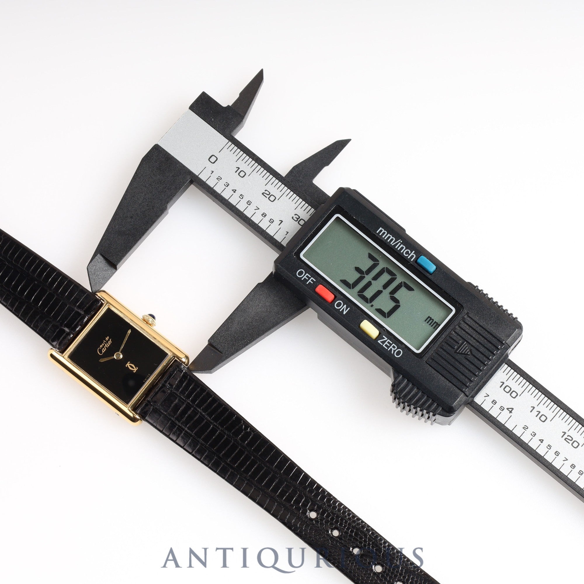 Cartier Must Tank LM Manual Winding No Index Onyx Dial