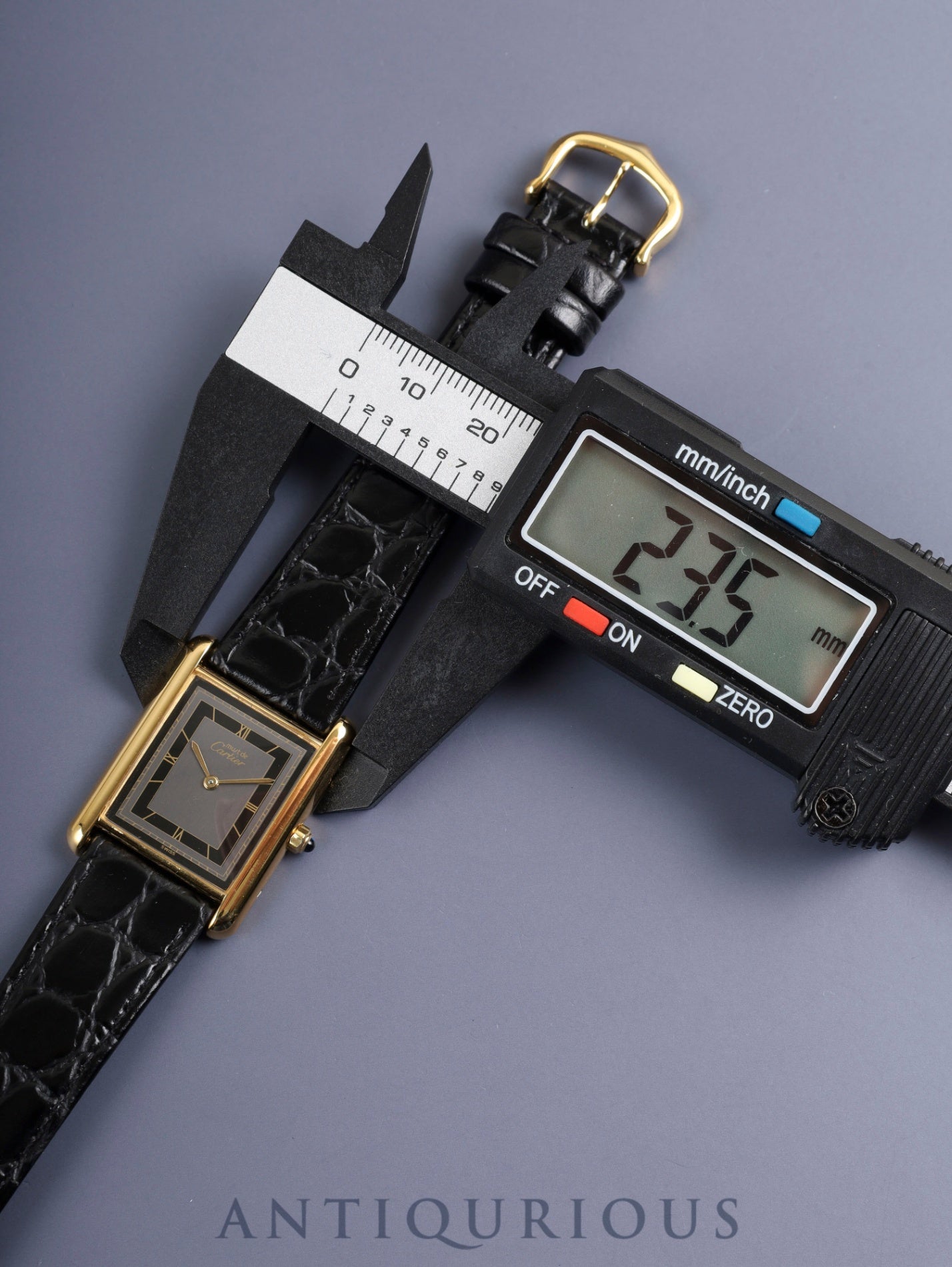 カルティエ マストタンク LM 681006 クォーツ Cal.81 SV925 革 純正尾錠(GP)グレー飛びローマン文字盤(SWISS表記)オーバーホール済み