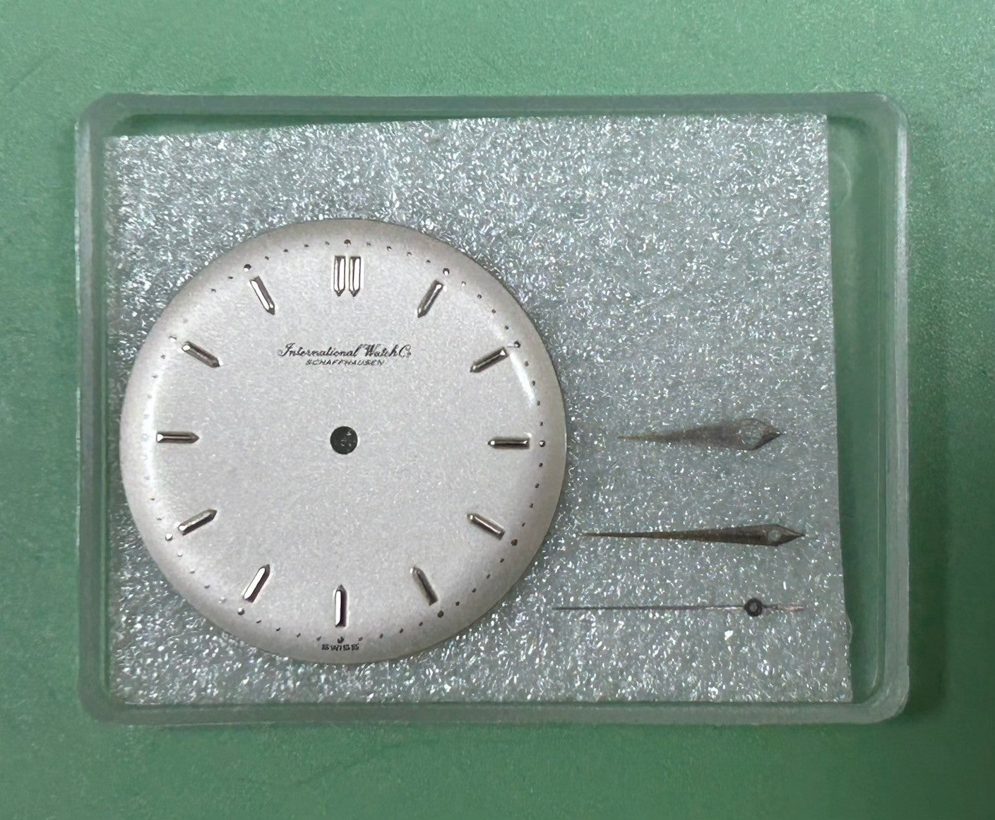 IWC オールドインター 手巻き Cal.C.89 SS 革 純正尾錠(SS) シルバー文字盤 オーバーホール済み アイダブリュシー